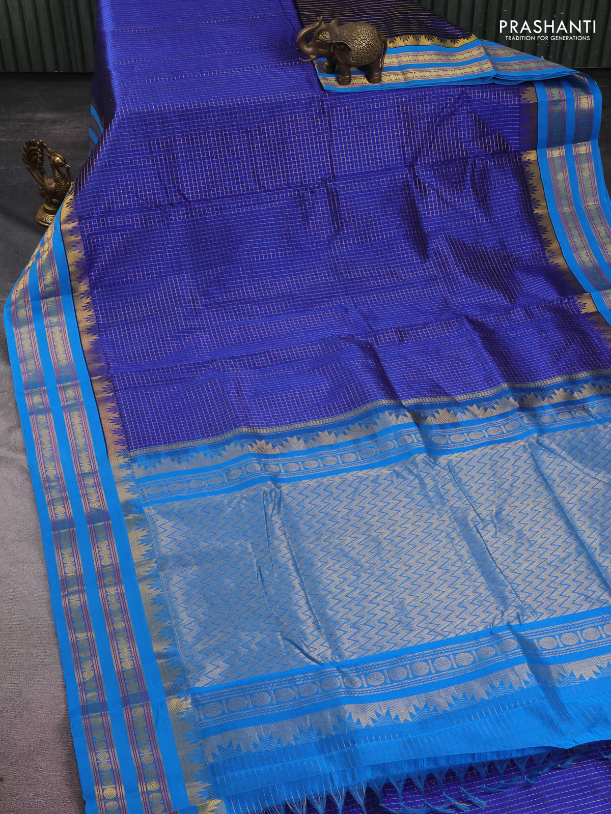 10 yards silk cotton saree blue and cs blue with allover small zari checks and zari woven border - Image 2