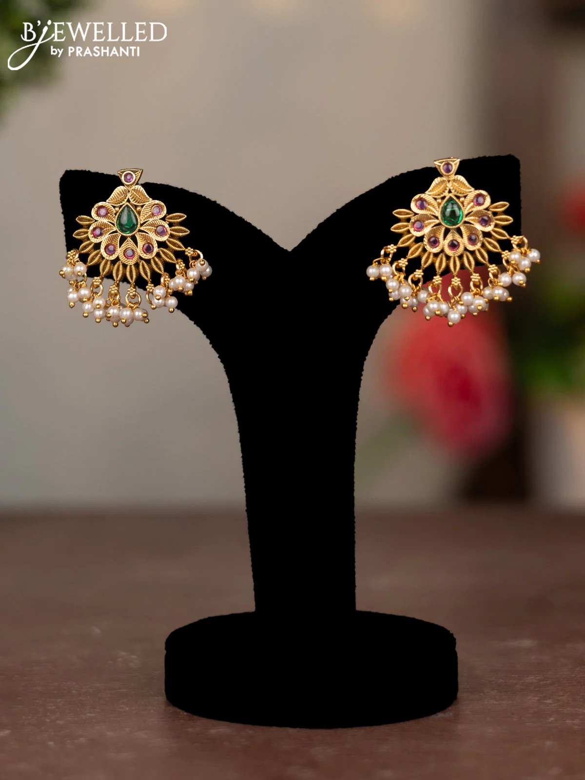Antique attigai necklace with kemp stones and pearl & golden beads hangings - Image 2