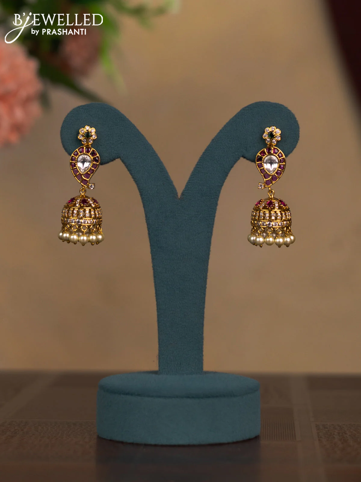 Antique combo set manga & peacock design with kemp & kundan stones and pearls without maang tikka - Image 2