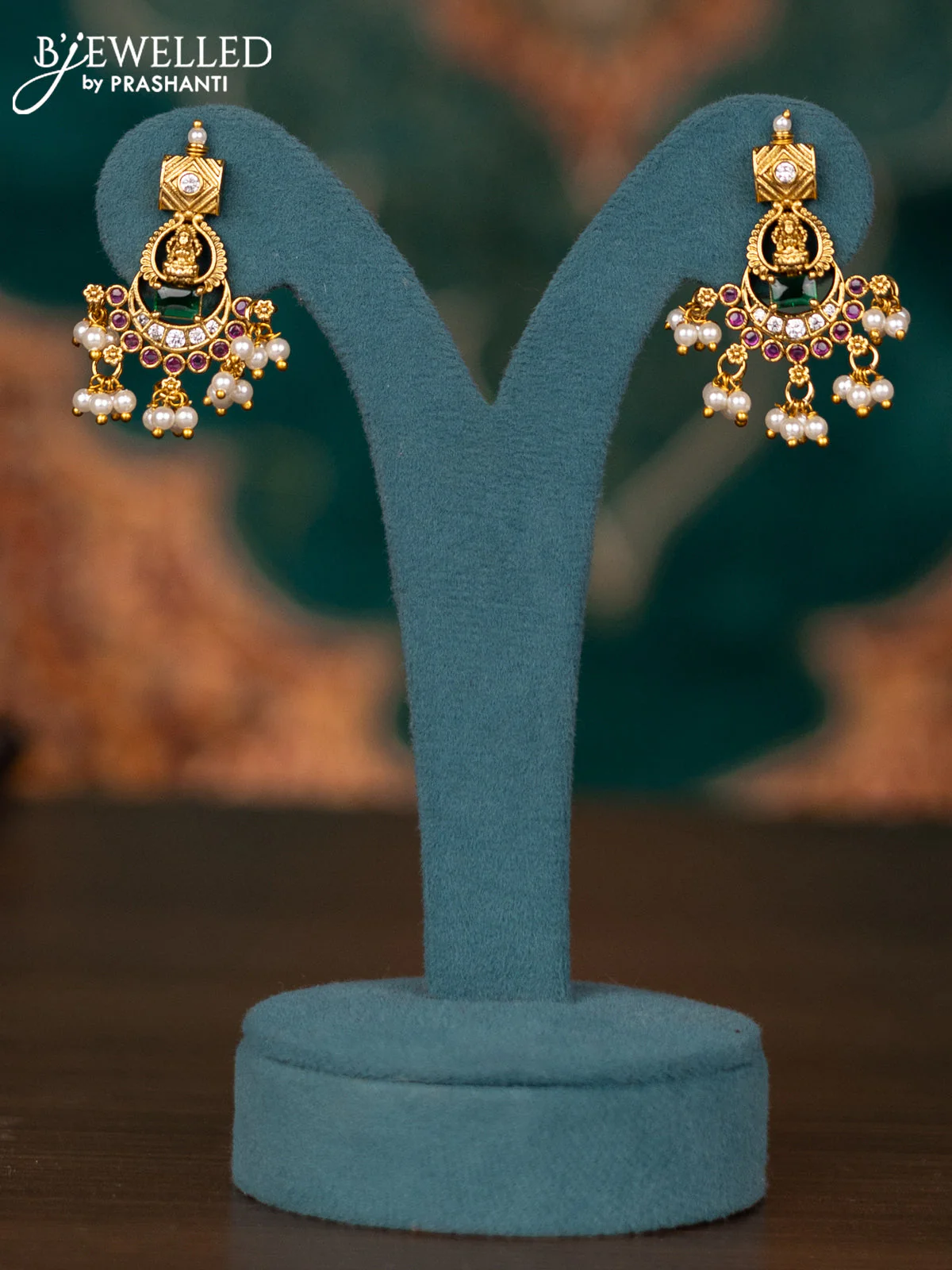 Antique guttapusalu haram lakshmi design with kemp and cz stone and pearl hangings - Image 2