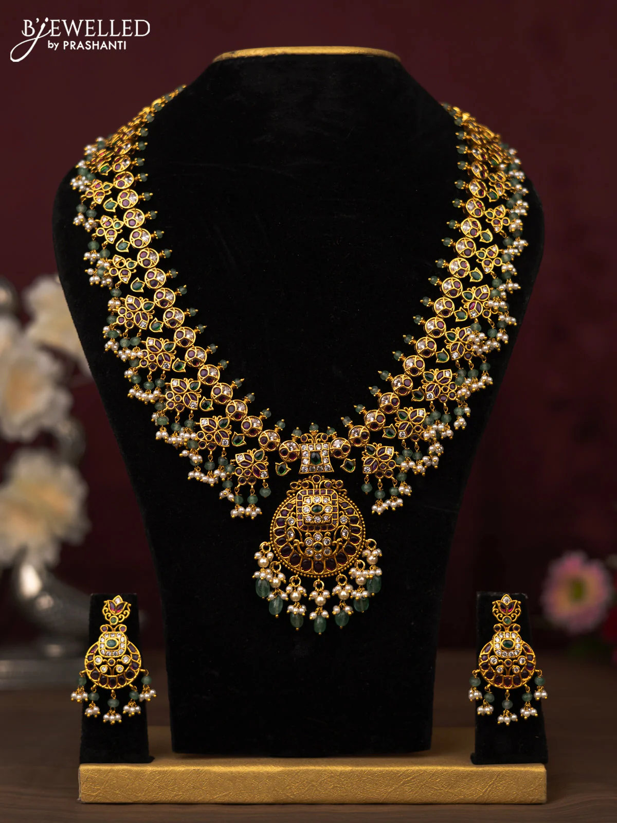 Antique guttapusalu haram with kemp & cz stones and pearl & green beads hanging