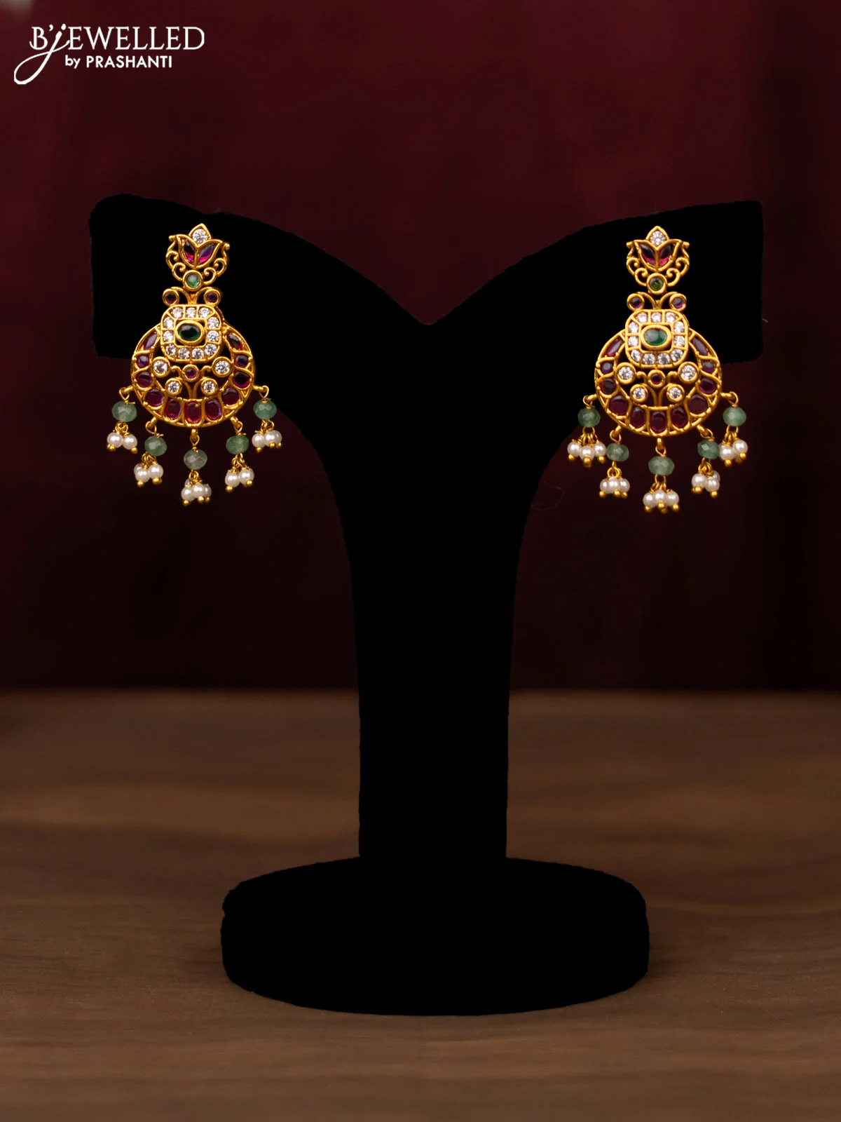 Antique guttapusalu haram with kemp & cz stones and pearl & green beads hanging - Image 2