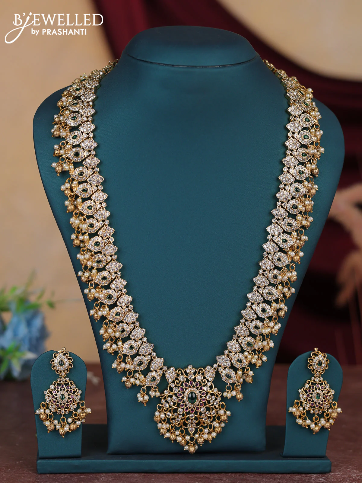 Antique guttapusalu haram with kemp & cz stones and pearl hangings