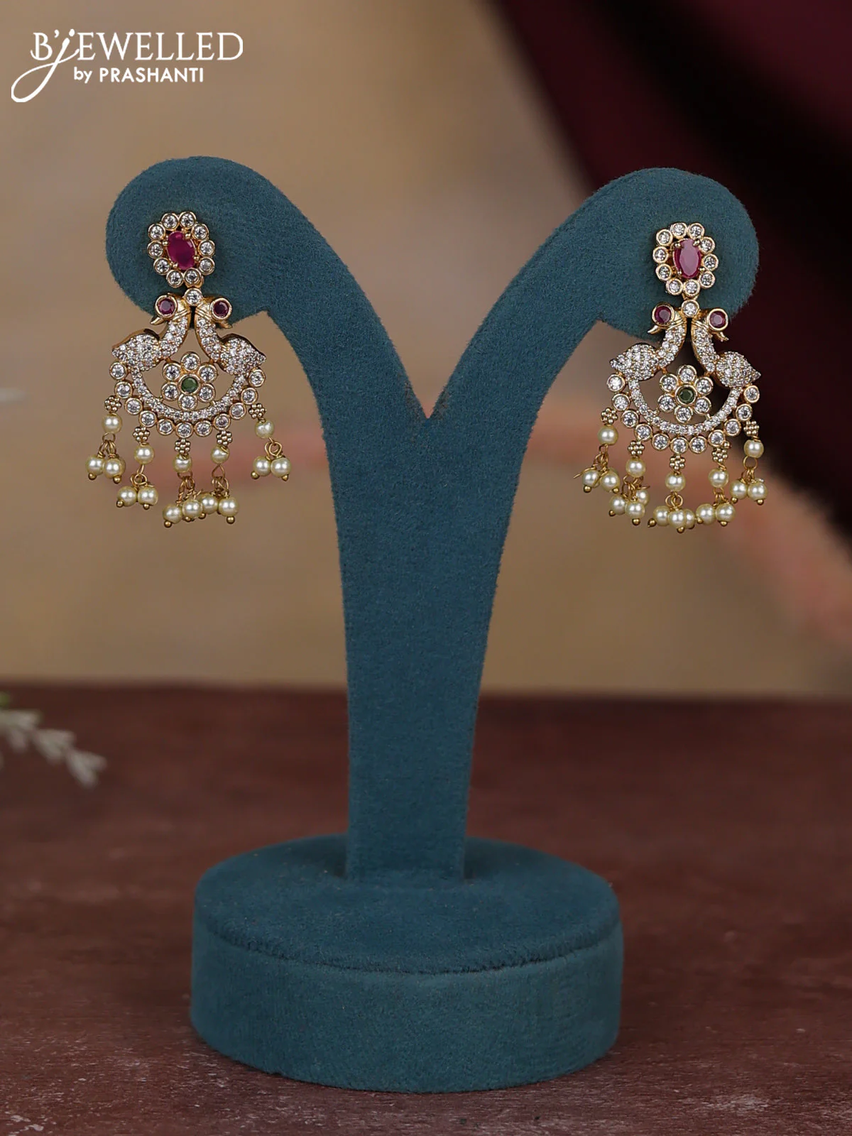 Antique guttapusalu necklace swan design with kemp and cz stones and pearl hangings - Image 2