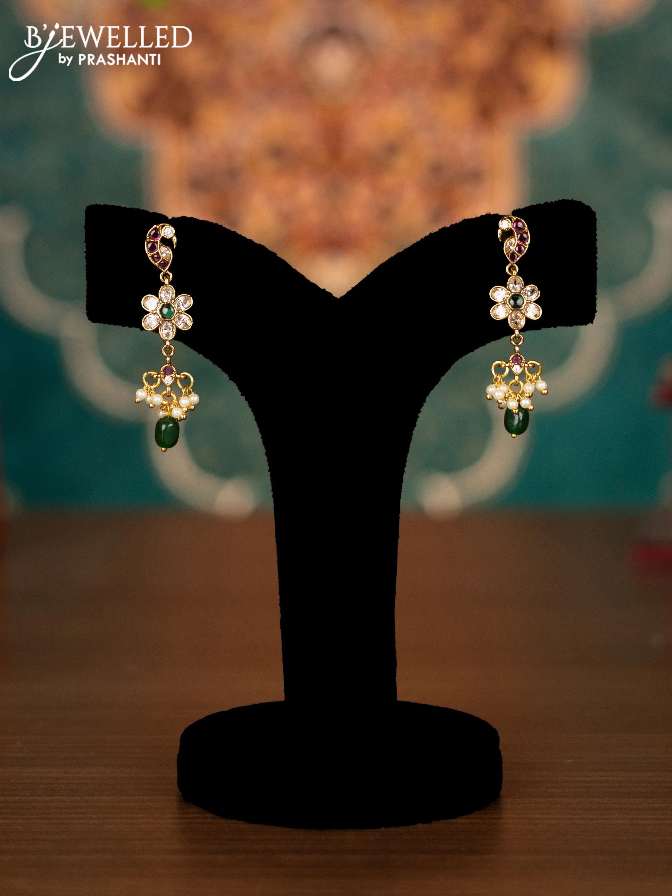 Antique guttapusalu necklace with kemp & cz stones and pearl & green beads hangings - Image 2