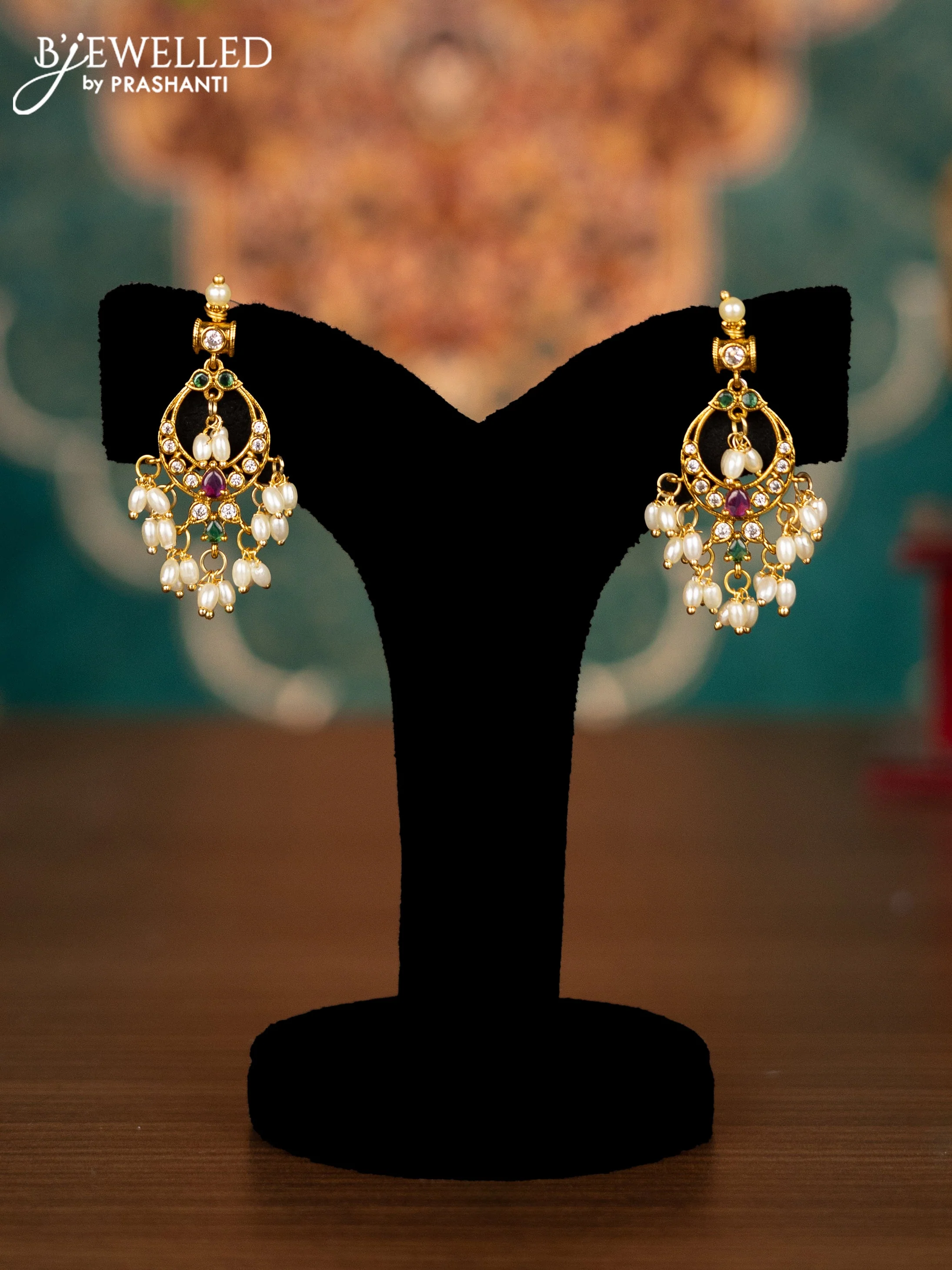 Antique guttapusalu necklace with kemp & cz stones and pearl hangings - Image 2
