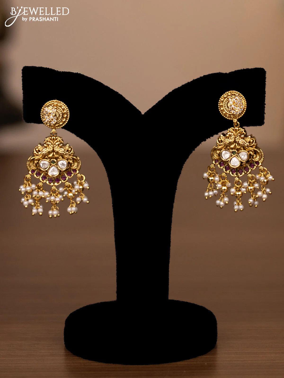 Antique haaram lakshmi design with jadau kundan stones and pearl hangings - Image 2