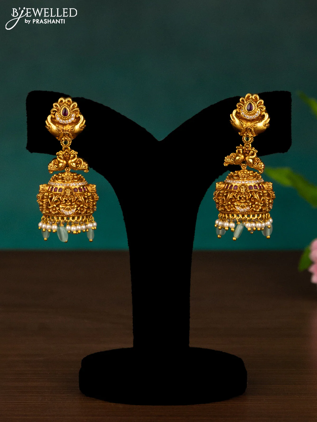 Antique haaram lakshmi design with kemp & cz stones and mint green beads hanging - Image 2