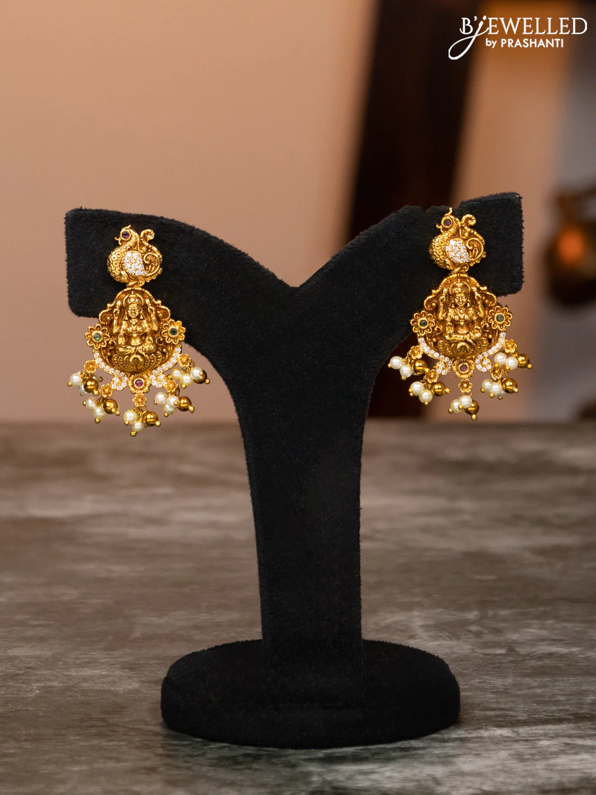 Antique haaram lakshmi design with kemp & cz stones and pearl hangings - Image 2