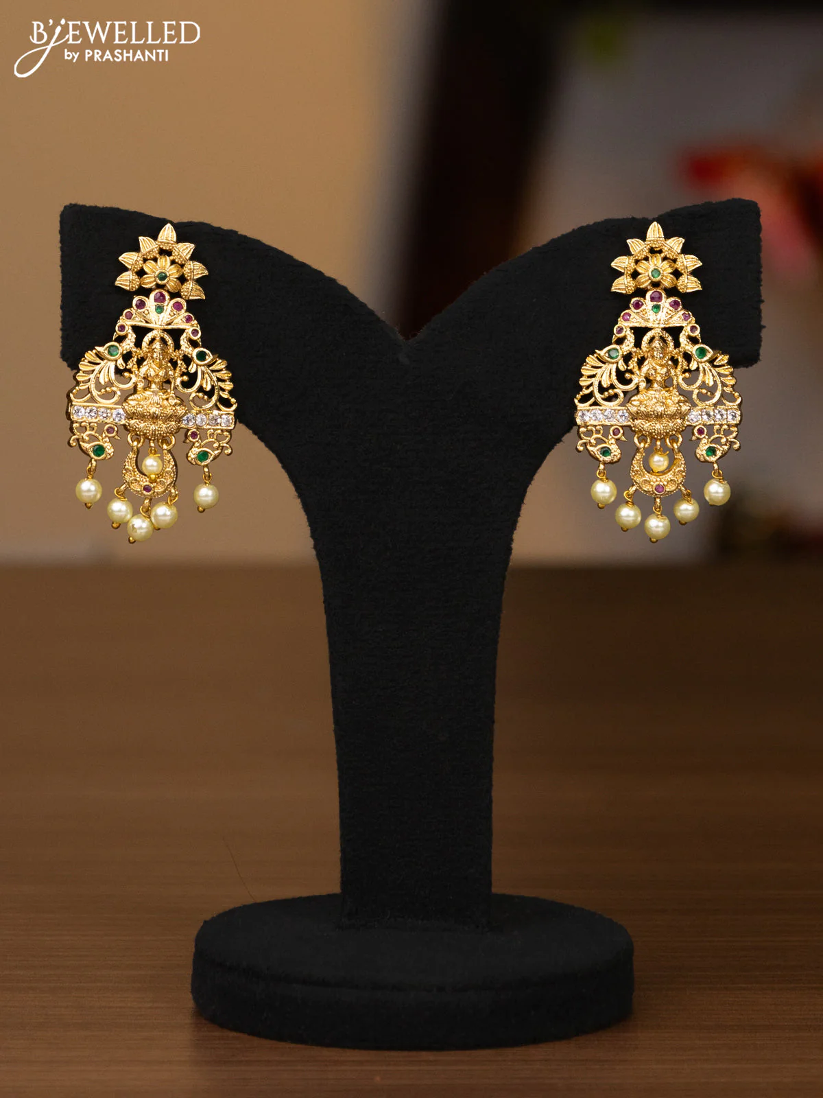Antique haaram lakshmi design with kemp & cz stones and pearl hangings - Image 2