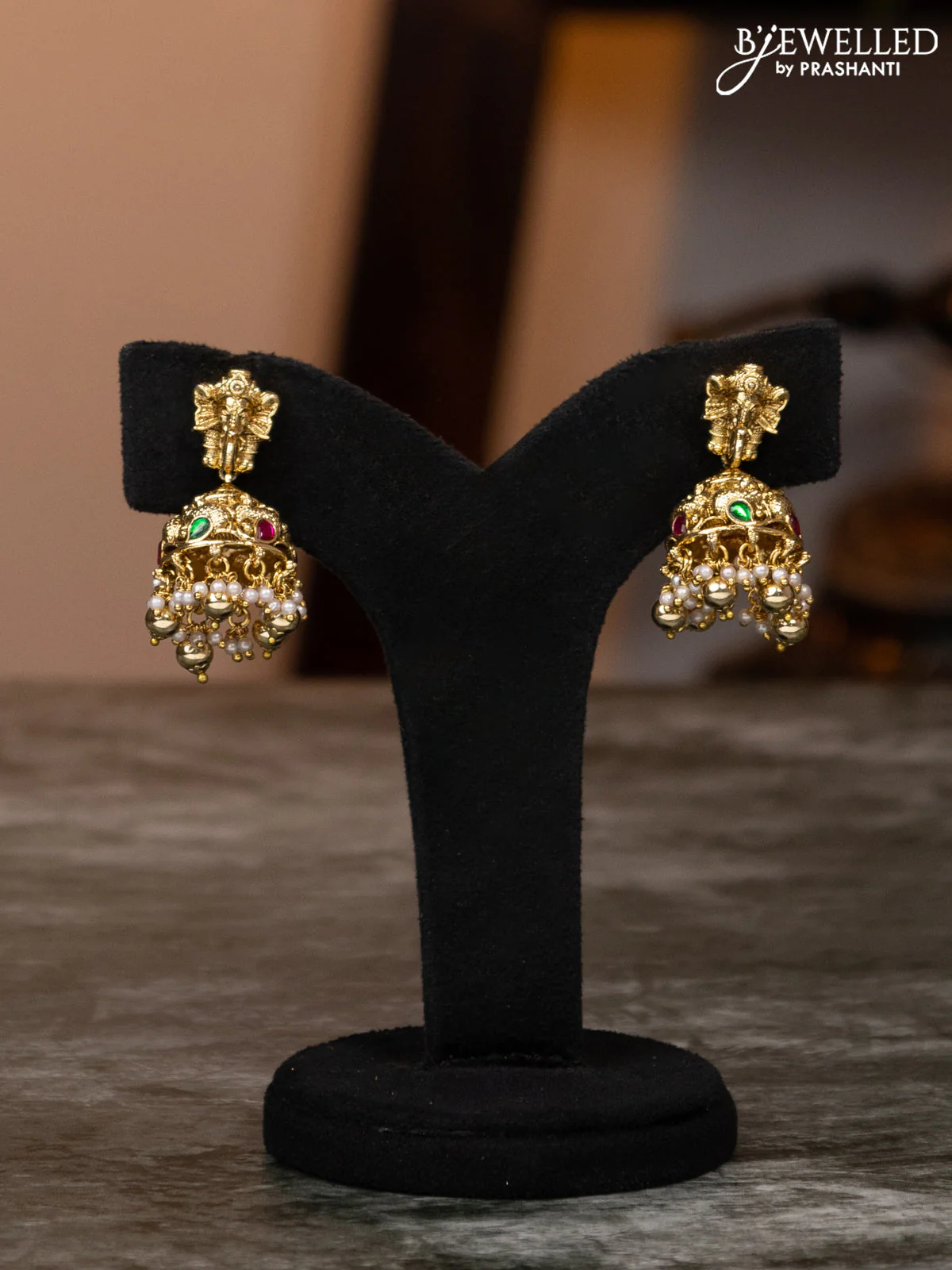 Antique haaram lakshmi design with kemp stones and golden beads hangings - Image 2