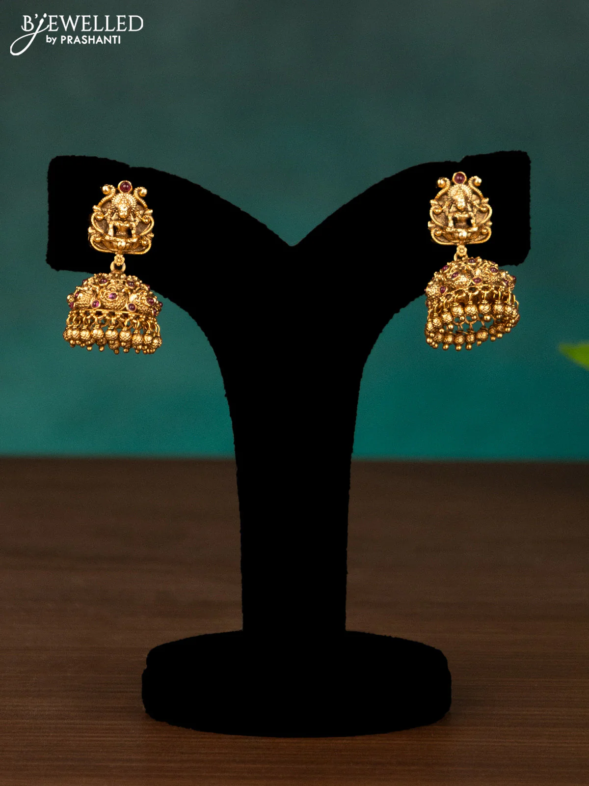 Antique haaram lakshmi kasu design with pink kemp stones - Image 2