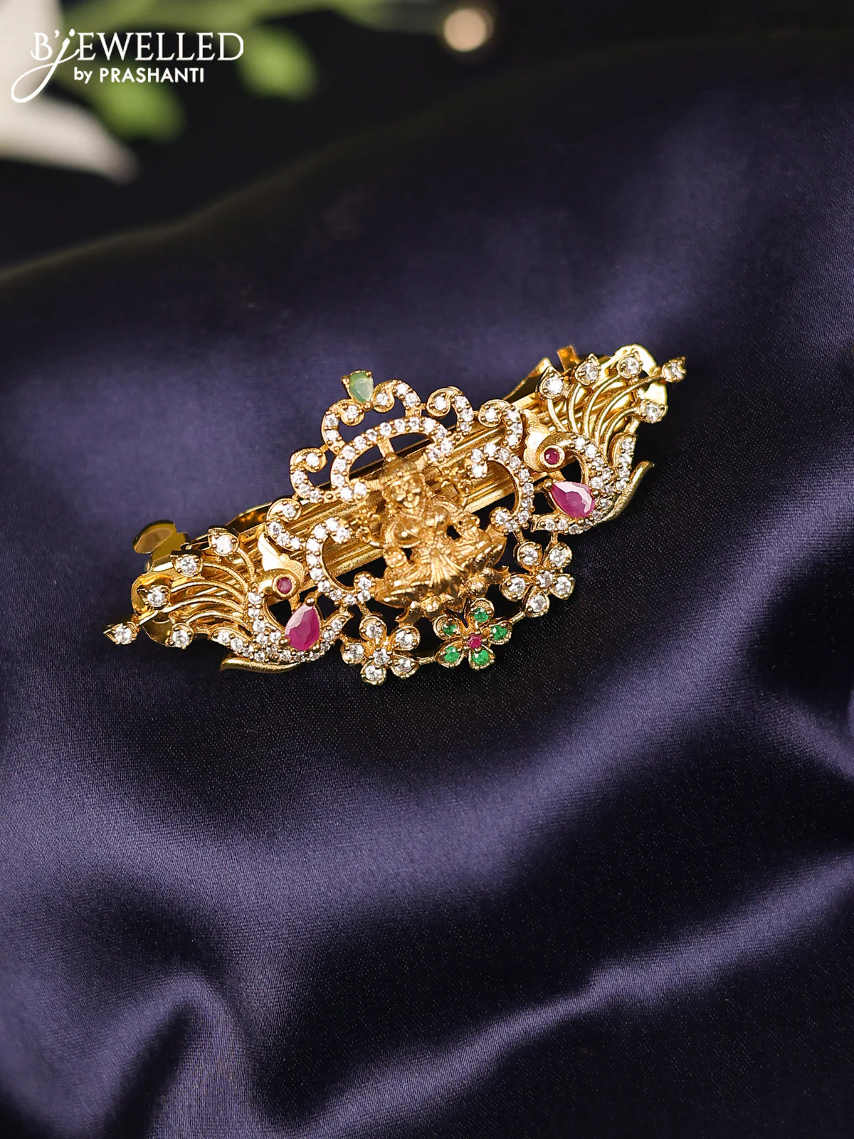 Antique hair clips medium size lakshmi design with kemp and cz stones