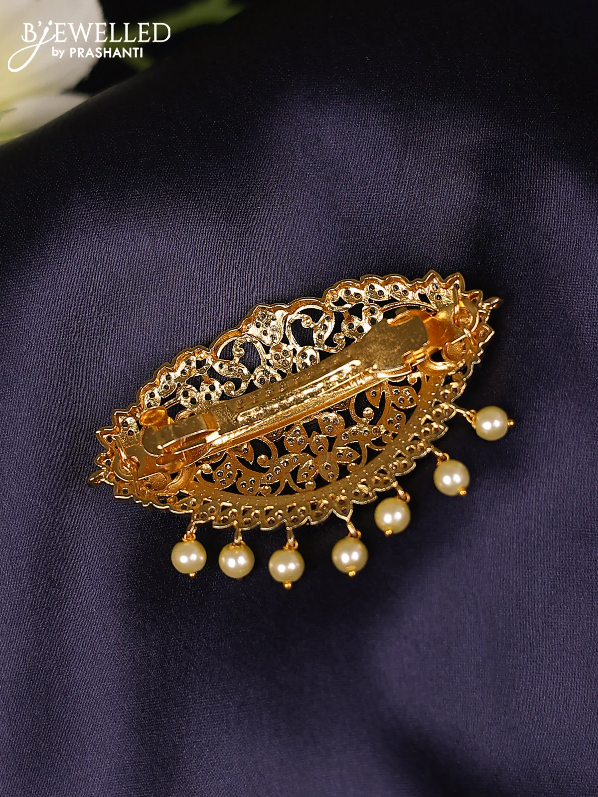 Antique hair clips medium size with emerald & cz stones and pearl hangings - Image 2
