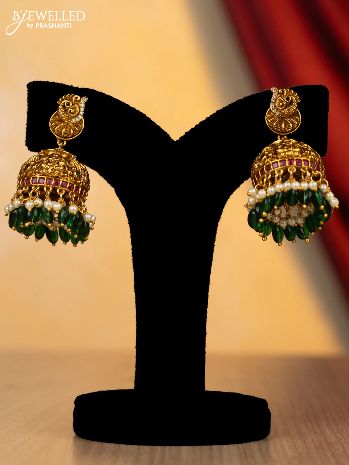 Antique necklace lakshmi design with kemp,cz stone and green pearl beads hanging - Image 2