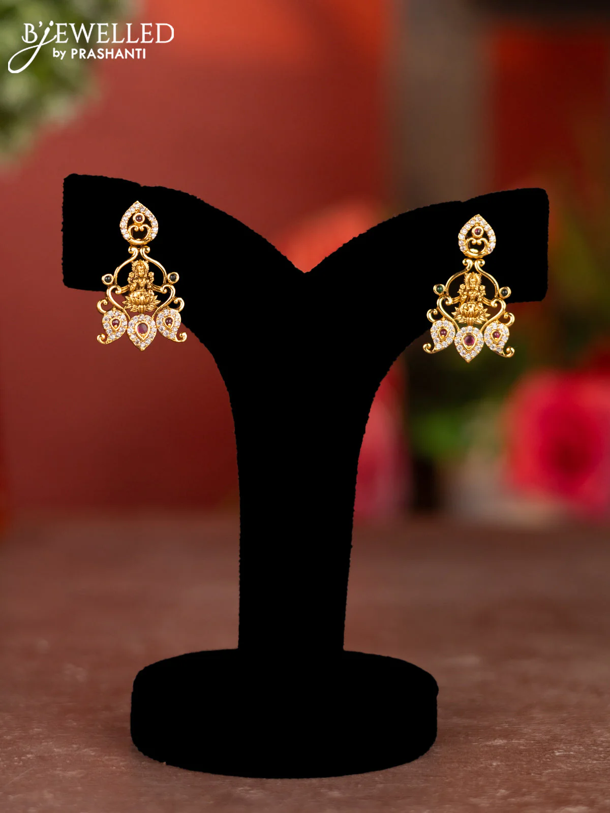 Antique necklace with lakshmi & manga design and kemp & cz stones - Image 2