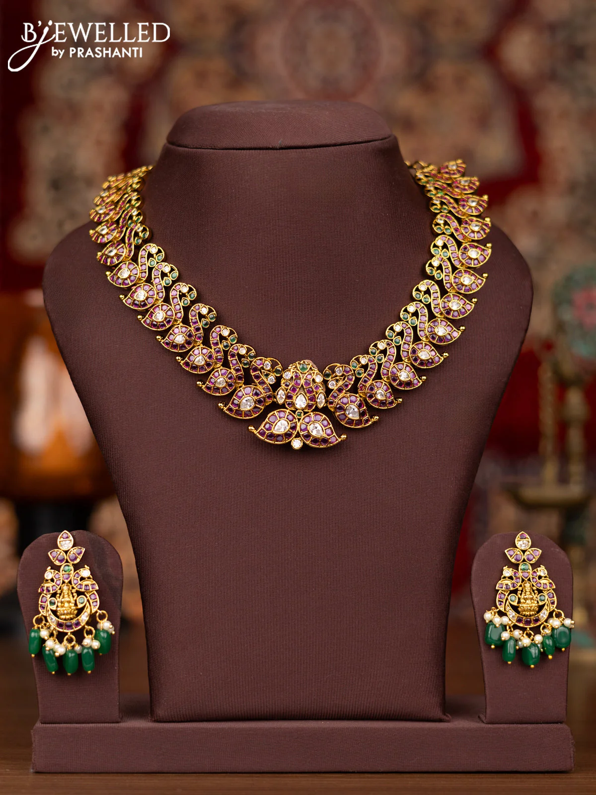 Antique removable pendant necklace manga pattern with kemp & cz stones and pearl & green beads hangings - Image 2