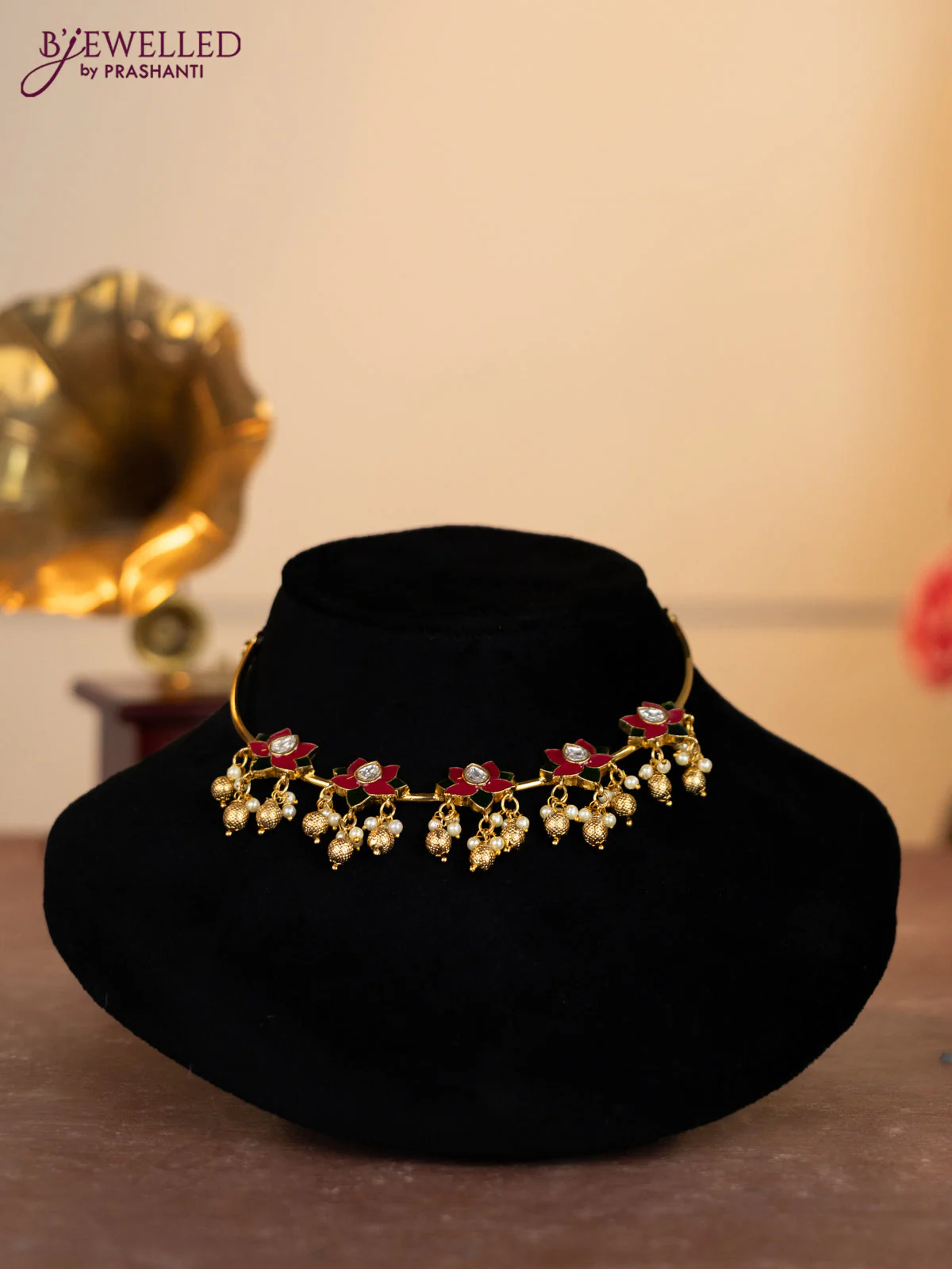 Antique ring type choker minakari lotus pendant with kundan stones and pearl & golden beads hangings - Image 2