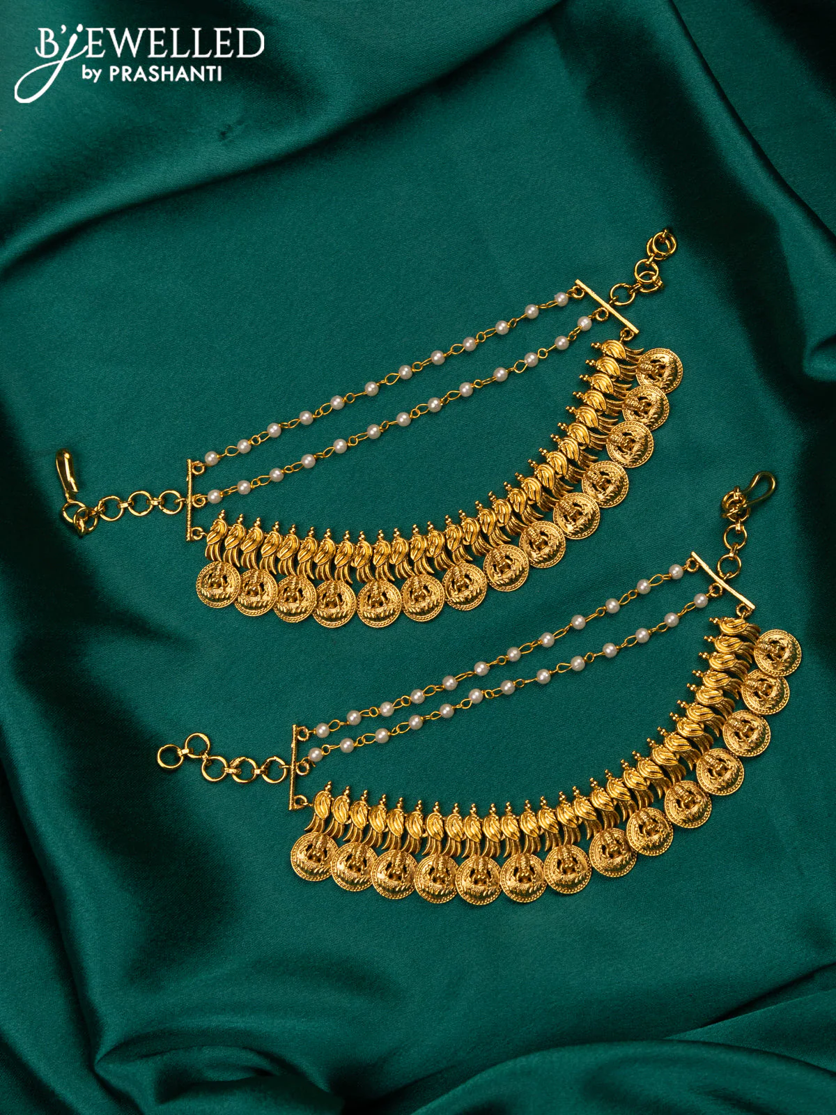 Antique triple layer mattal with lakshmi kasu design