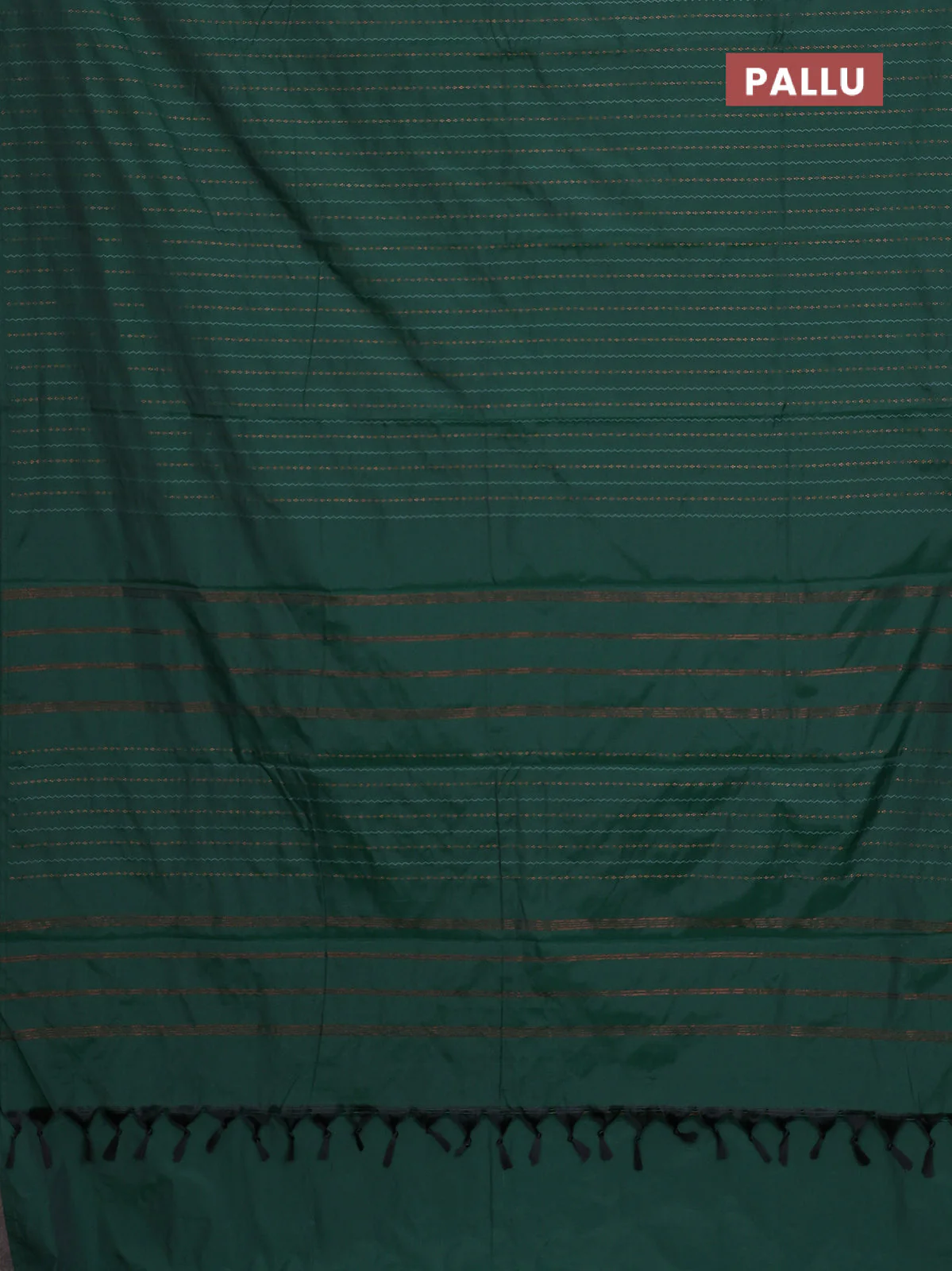 Arani semi silk saree green with thread & copper zari weaves in borderless style - Image 3