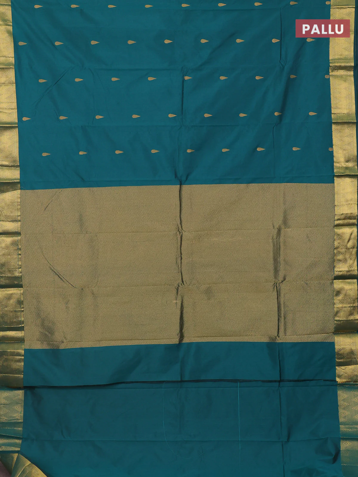 Arani semi silk saree peacock green with zari woven thilak buttas and zari woven border - Image 3