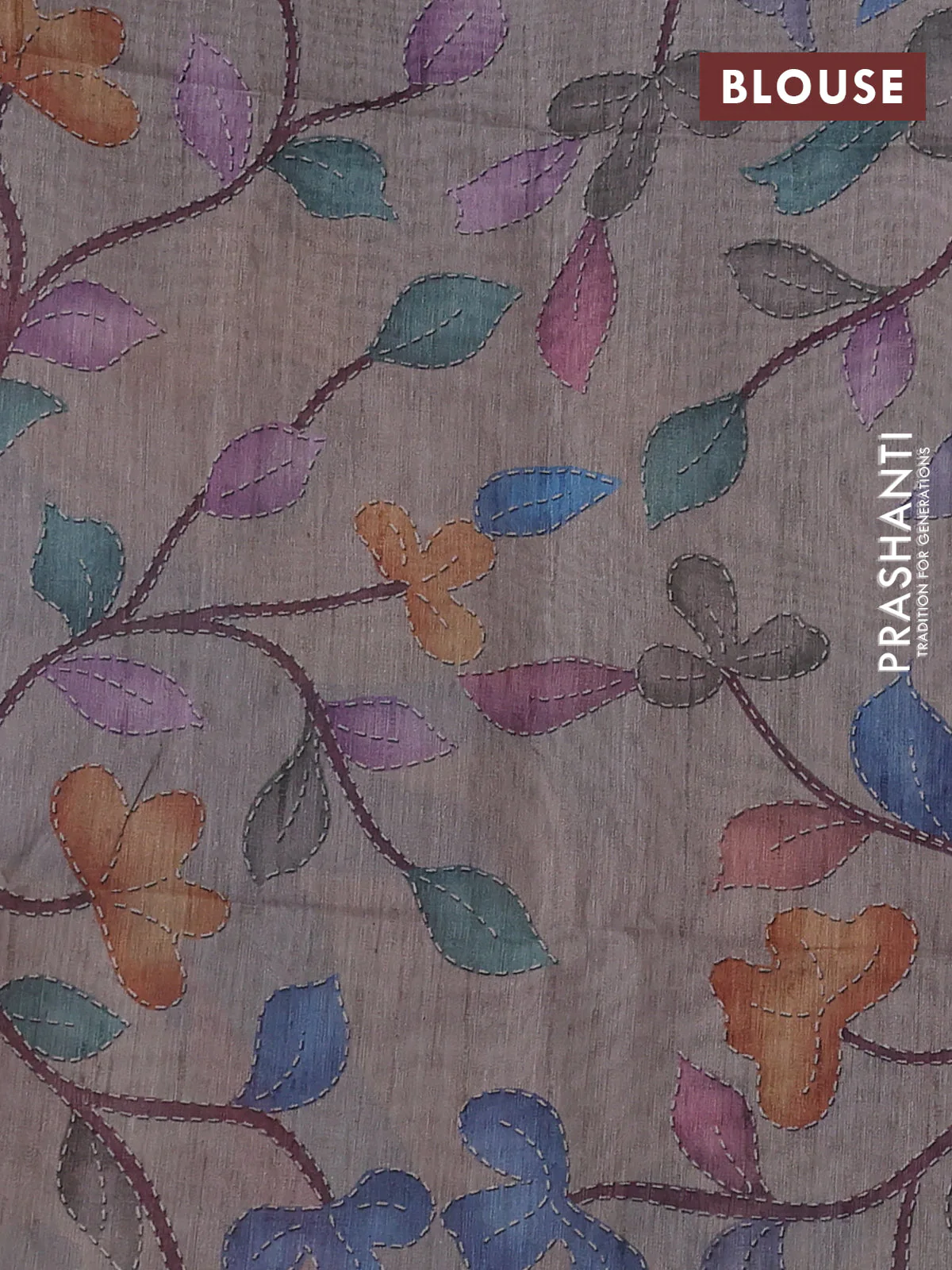 Art linen saree grey and beige with plain body and printed pallu - Image 3