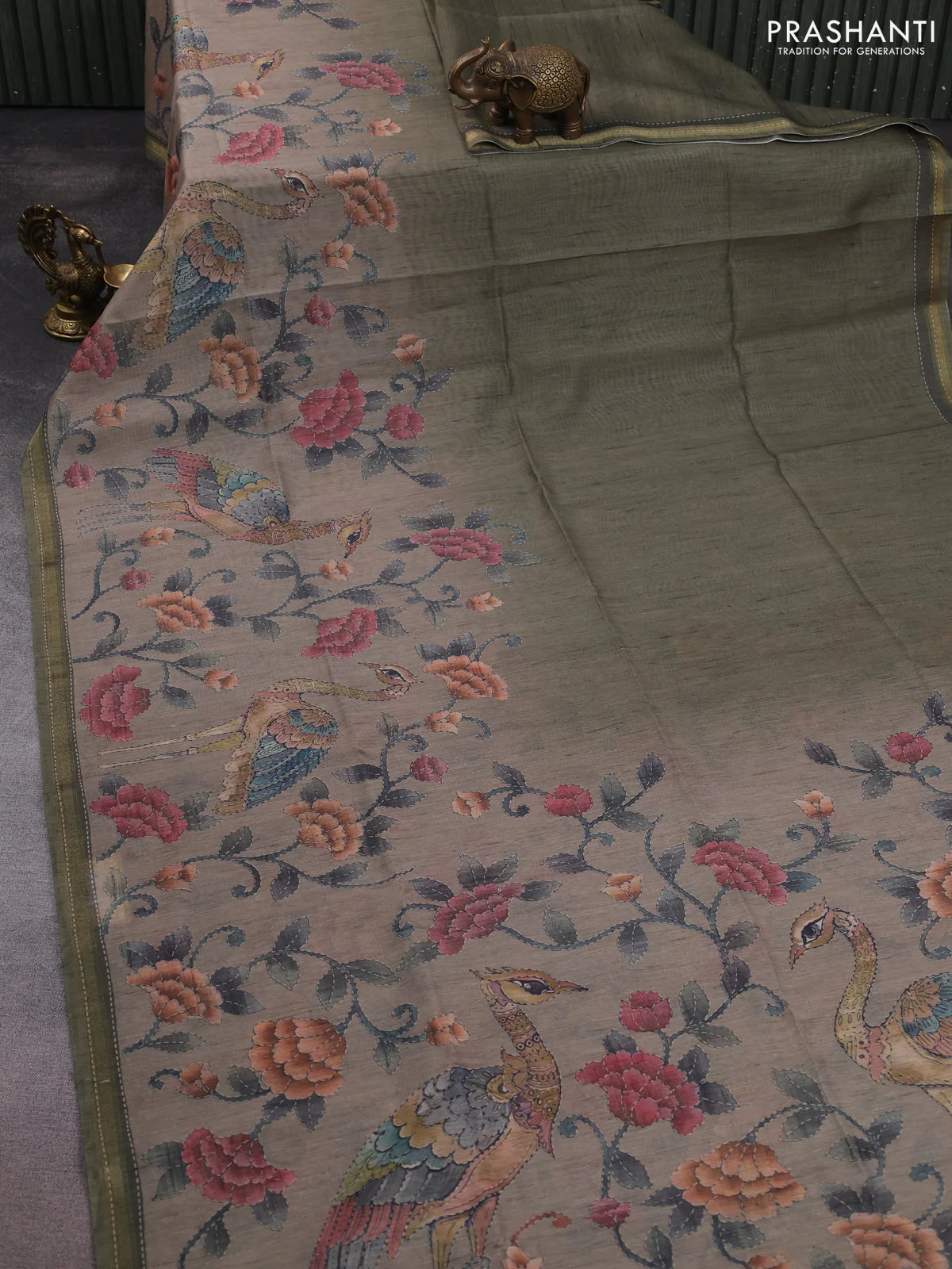 Art linen saree sap green and pastel grey with plain body and printed pallu - Image 2