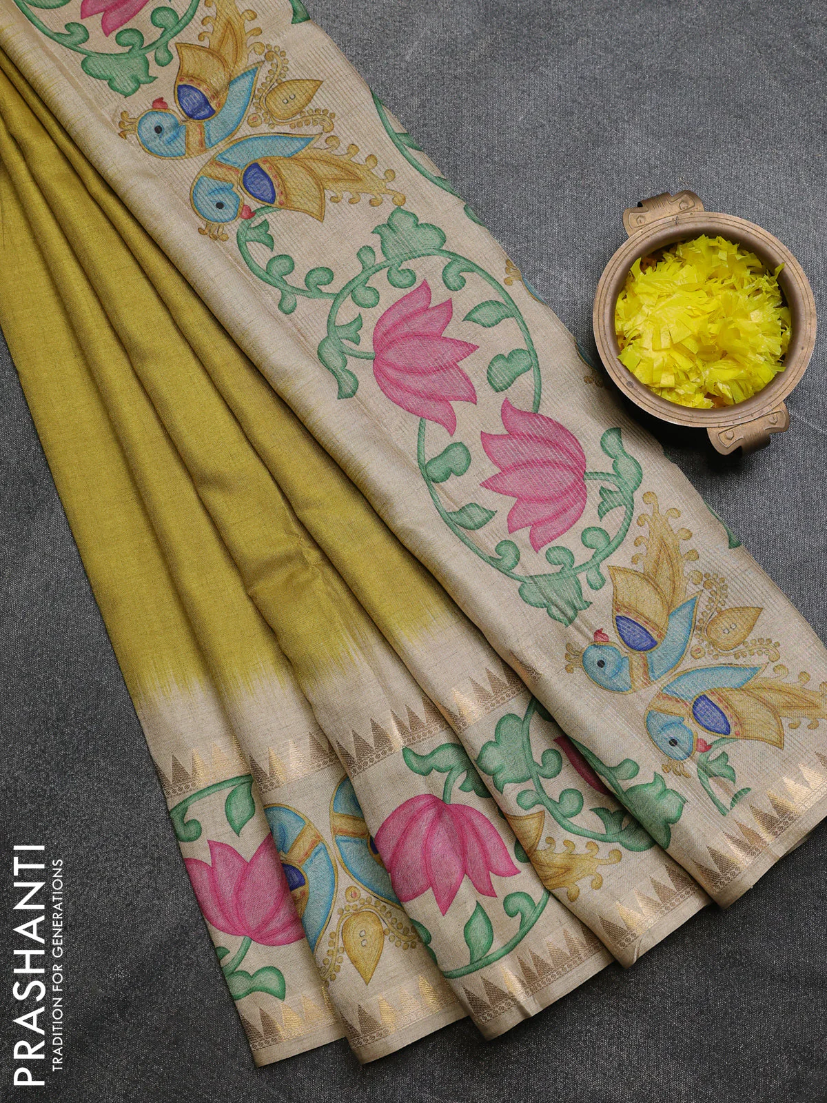 Art tussar saree lime green and beige with plain body and tanjore printed border - Image 4