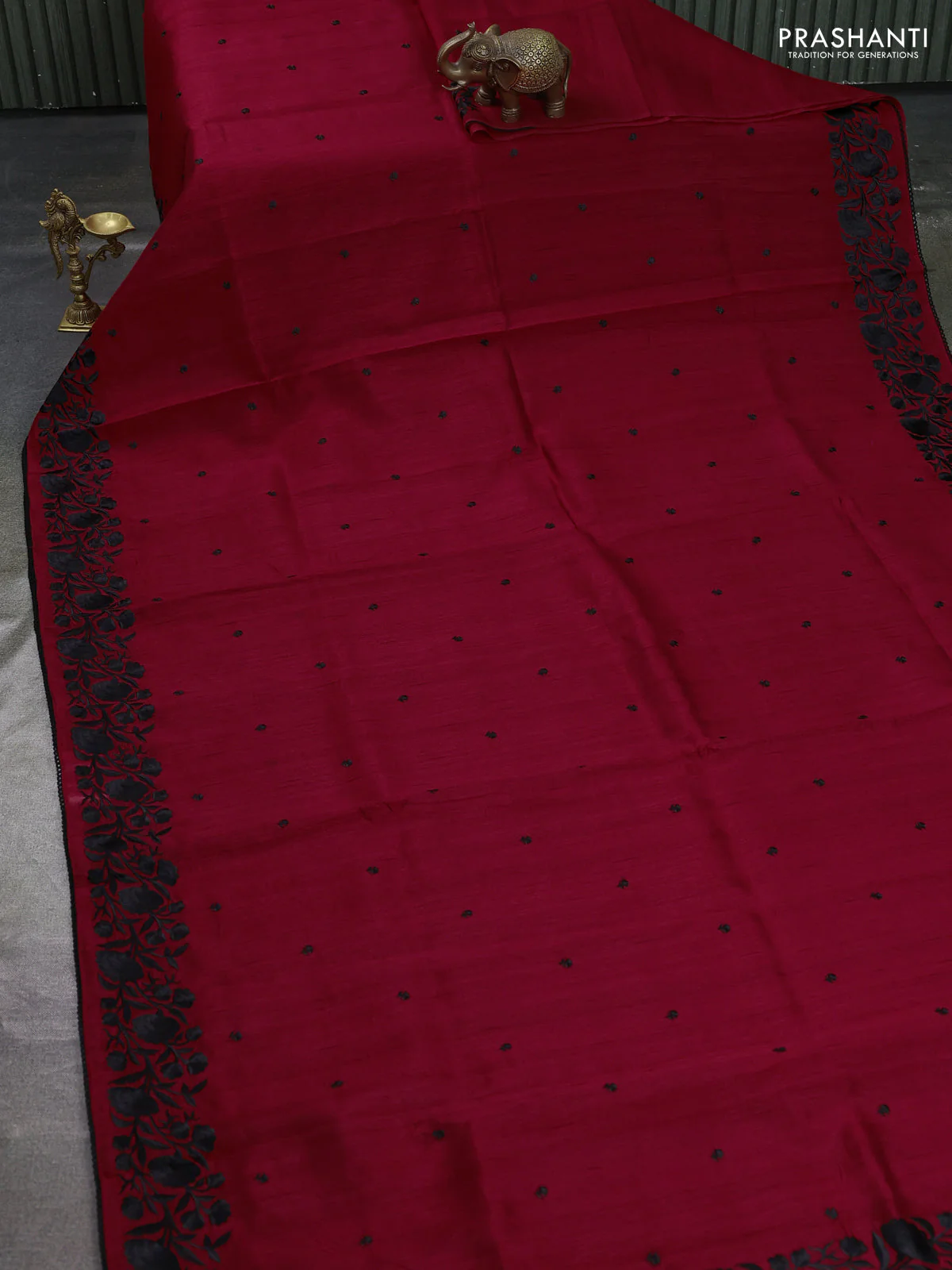 Art tussar saree maroon and black with embroidery work and floral embroidery border - Image 2