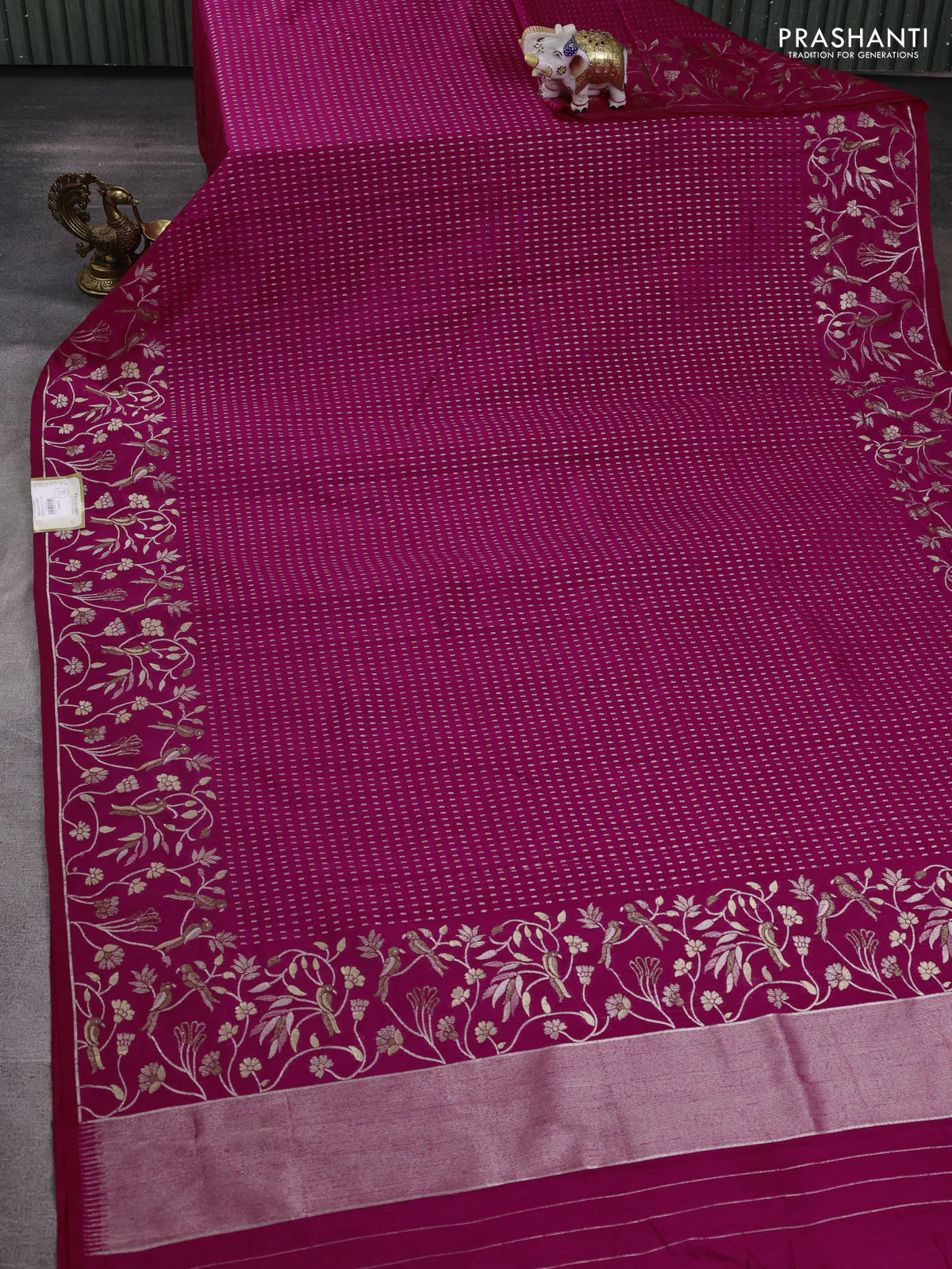 Art tussar saree pink with allover zari woven butta weaves and jamdhani style border - Image 6