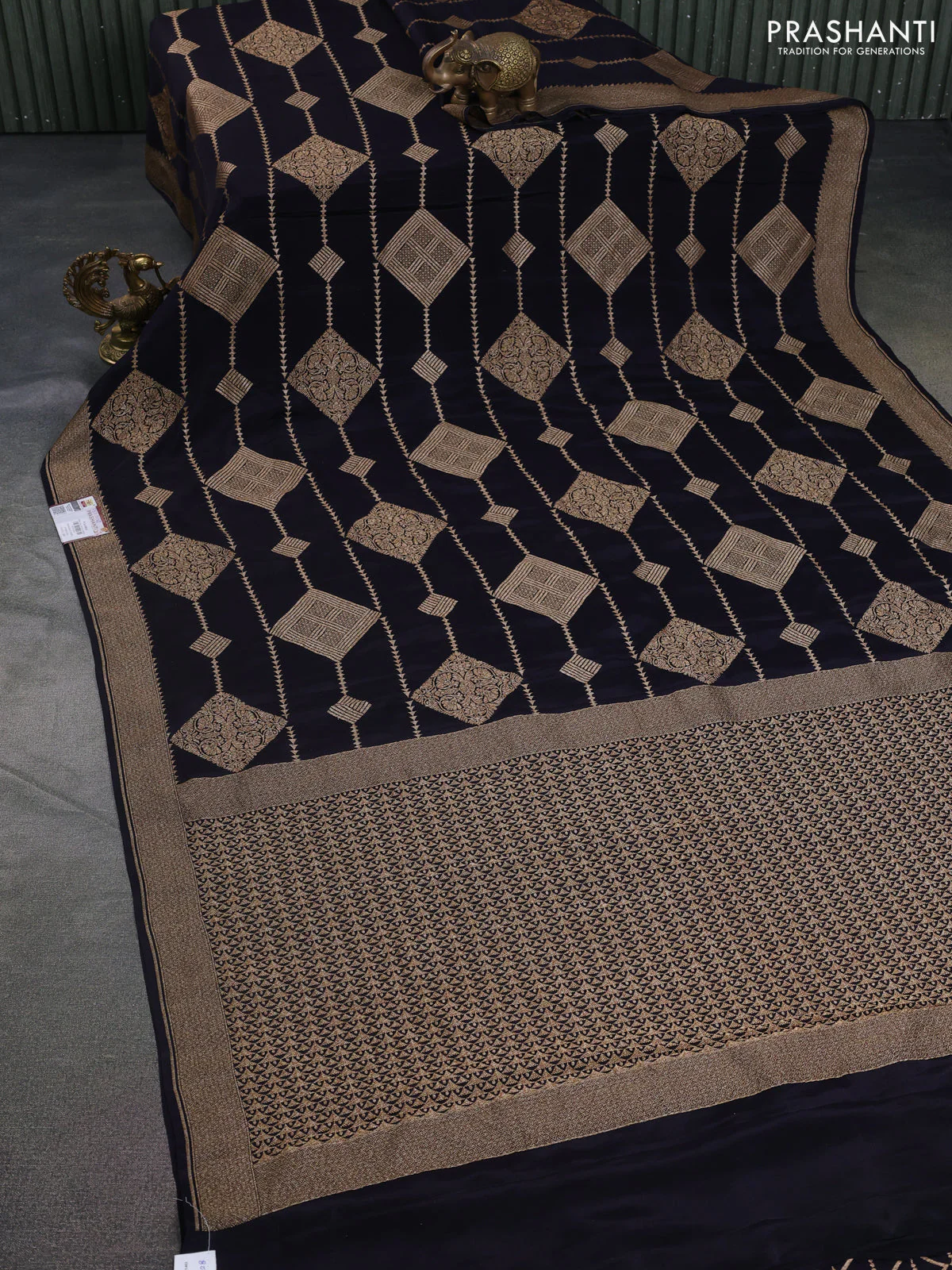 Banarasi crepe saree black with allover thread & zari weaves and woven border - Image 2