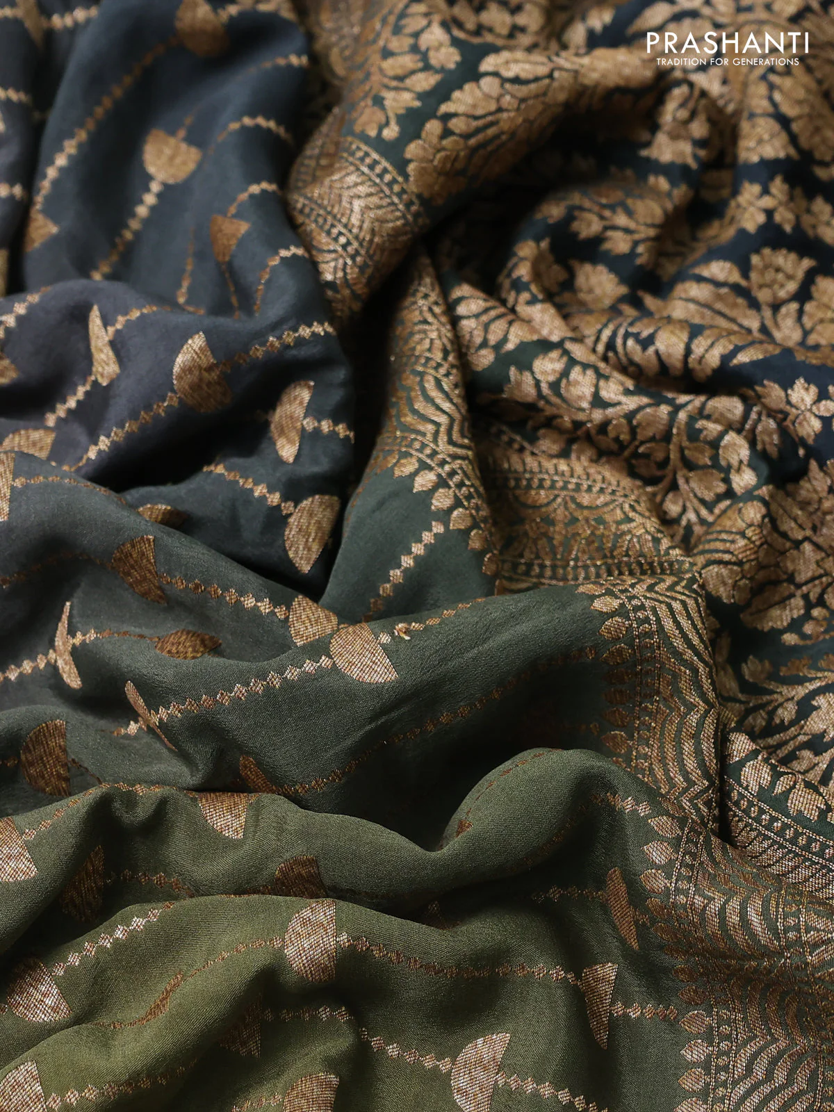 Banarasi crepe saree grey mehendi green and dark peacock green with allover thread & zari geometric weaves and woven border - Image 3
