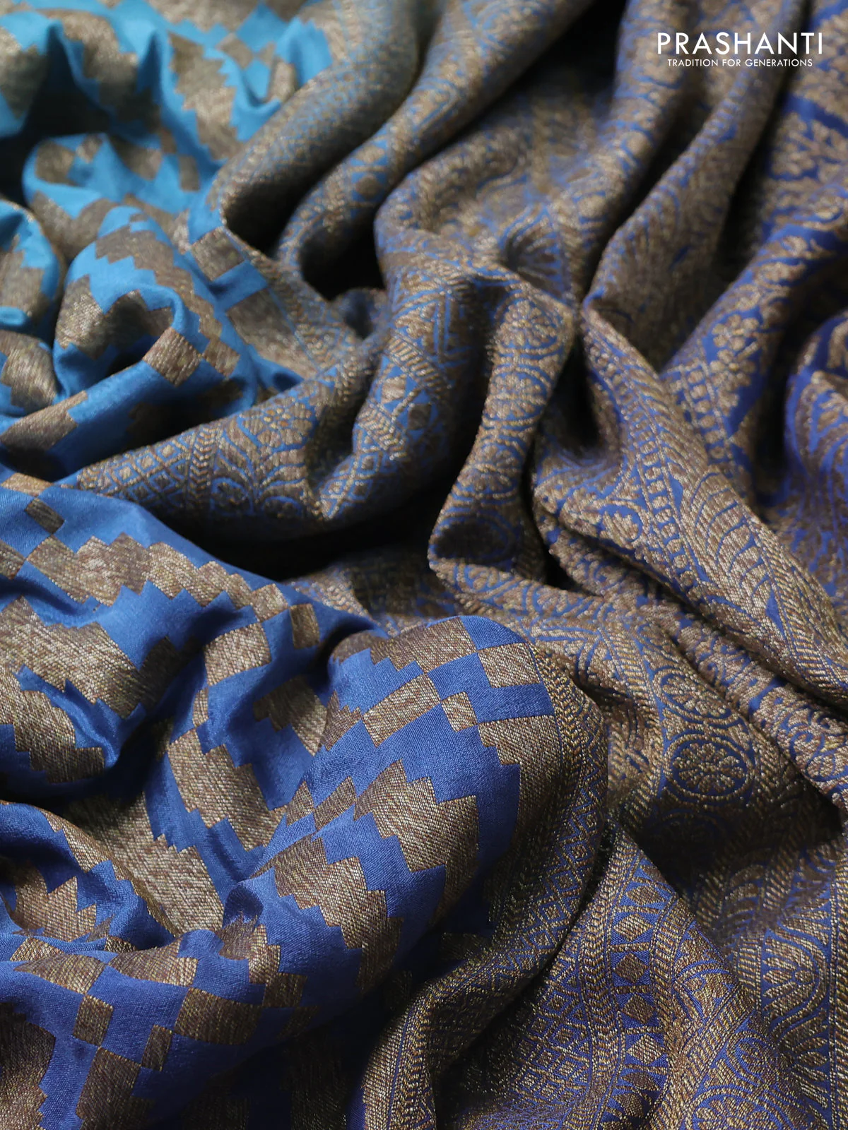 Banarasi crepe saree pastel blue and blue shade with allover thread & zari geometric weaves and woven border - Image 3