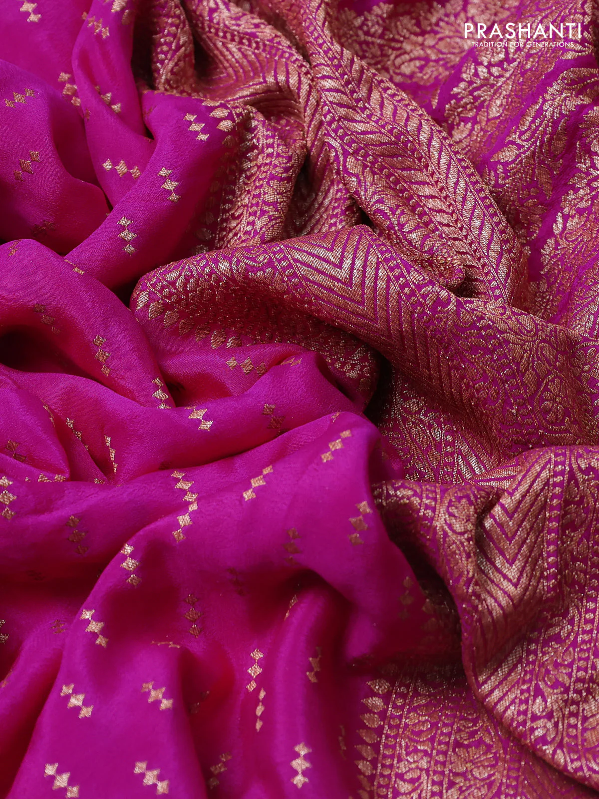 Banarasi crepe saree pink with allover thread & zari geometric weaves and woven border - Image 3