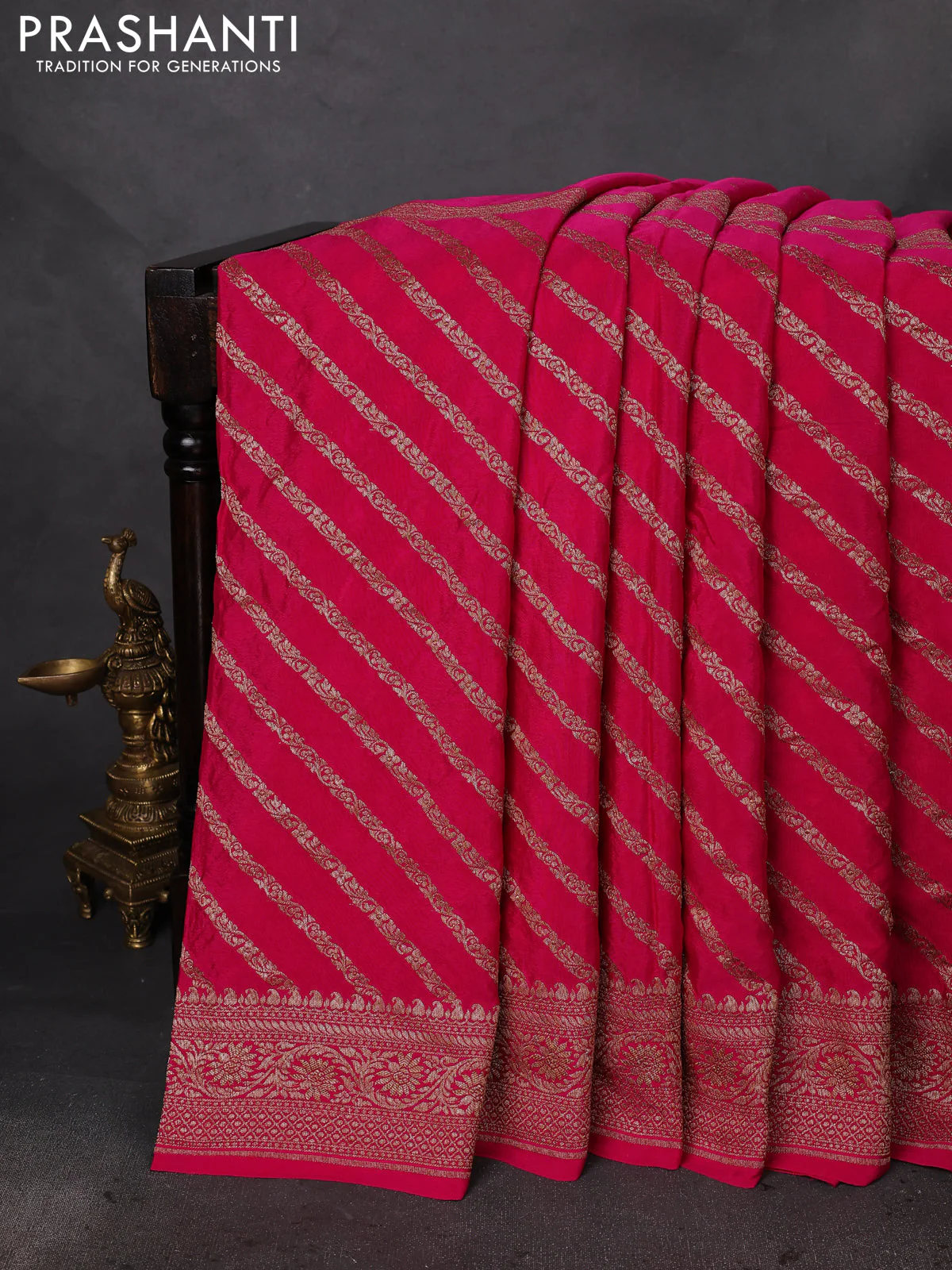 Banarasi crepe saree pink with half & half style and woven border - Image 2