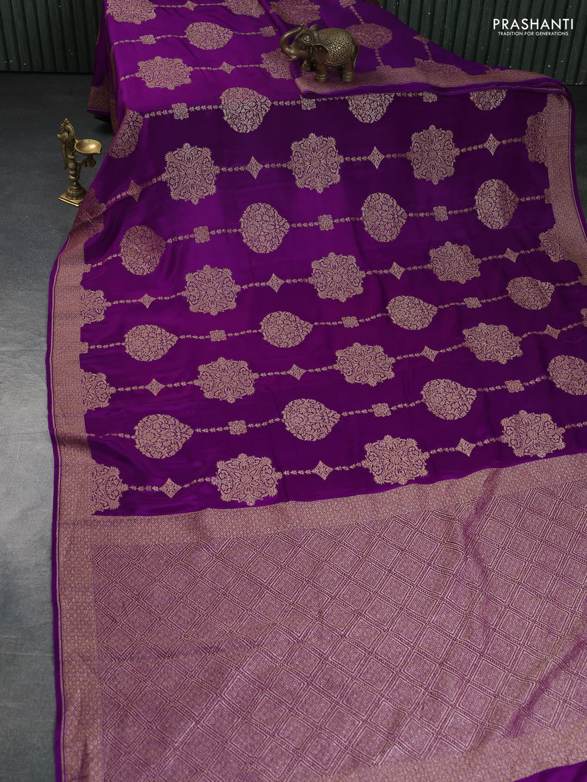 Banarasi crepe saree purple and orange with allover thread & zari weaves and woven border - Image 2
