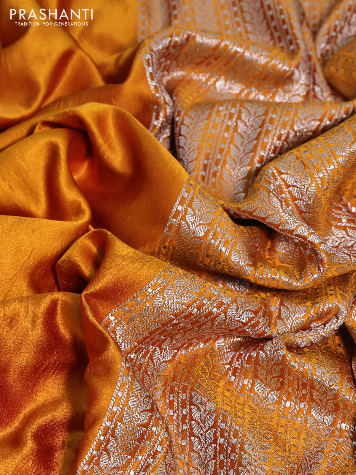 Banarasi crush crepe saree mustard yellow with plain body and zari woven border - Image 3
