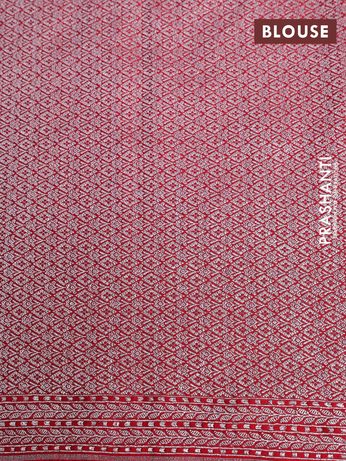 Banarasi crush crepe saree red with plain body and zari woven border - Image 4