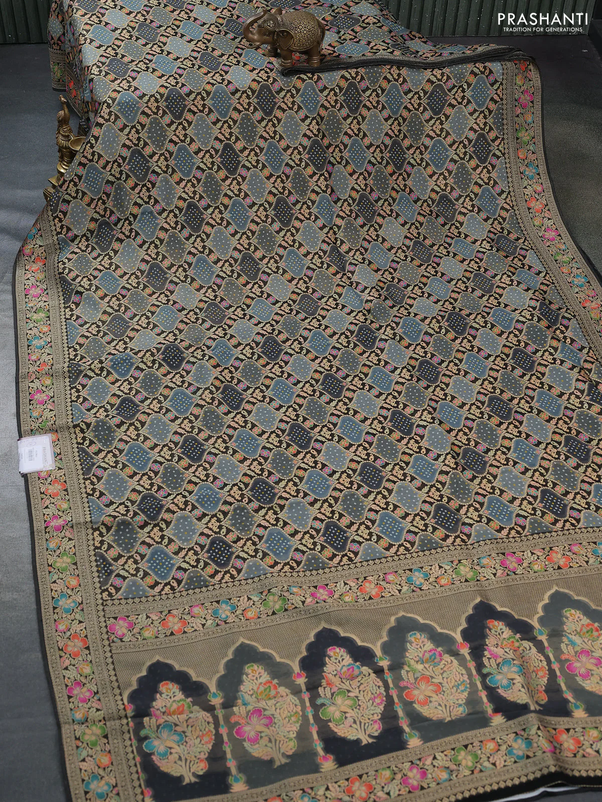 Banarasi georgette saree black and grey with bandhani prints & mina weaves - Image 2