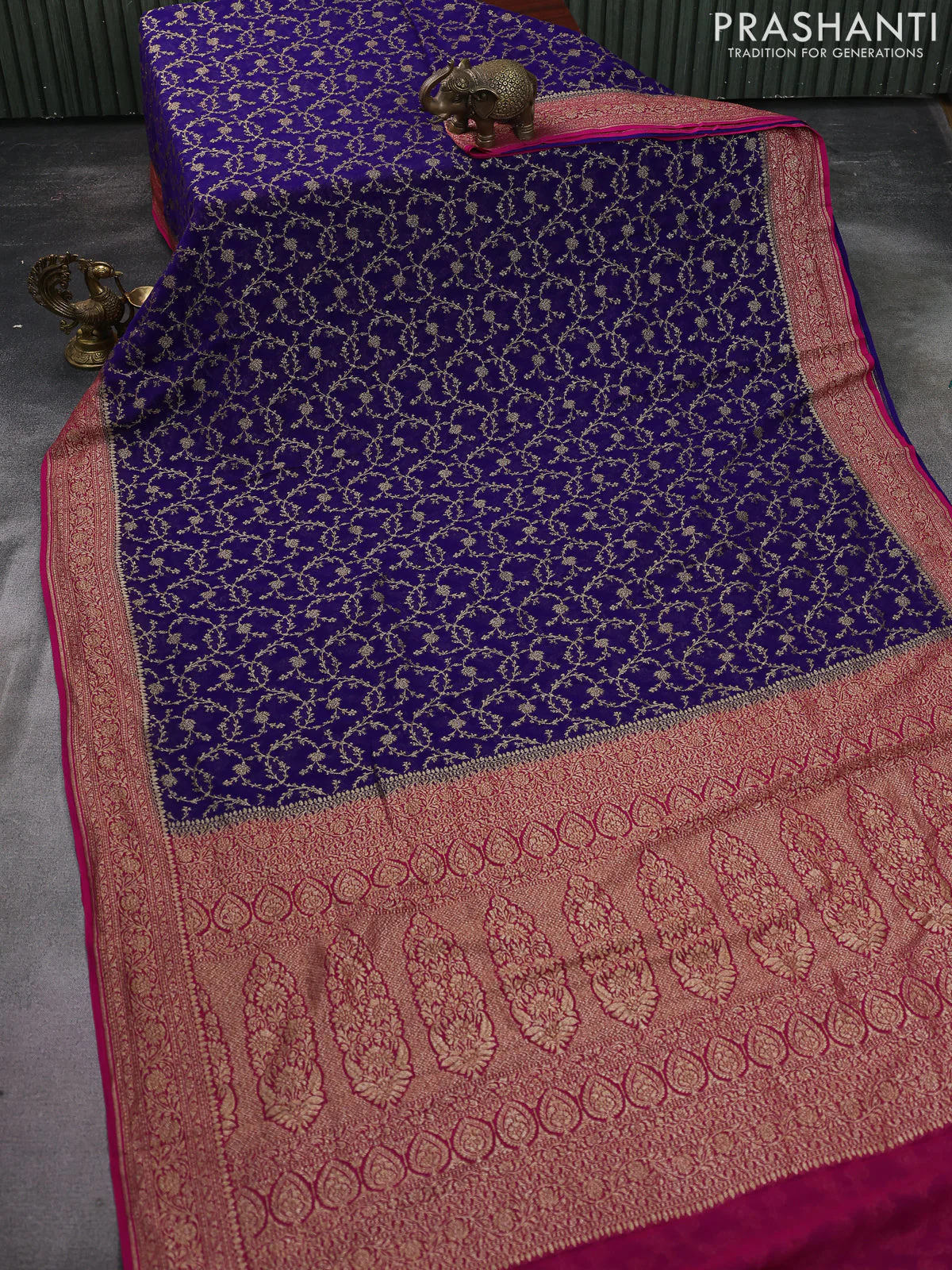 Banarasi georgette saree blue and pink with allover thread & zari weaves and woven border - Image 2