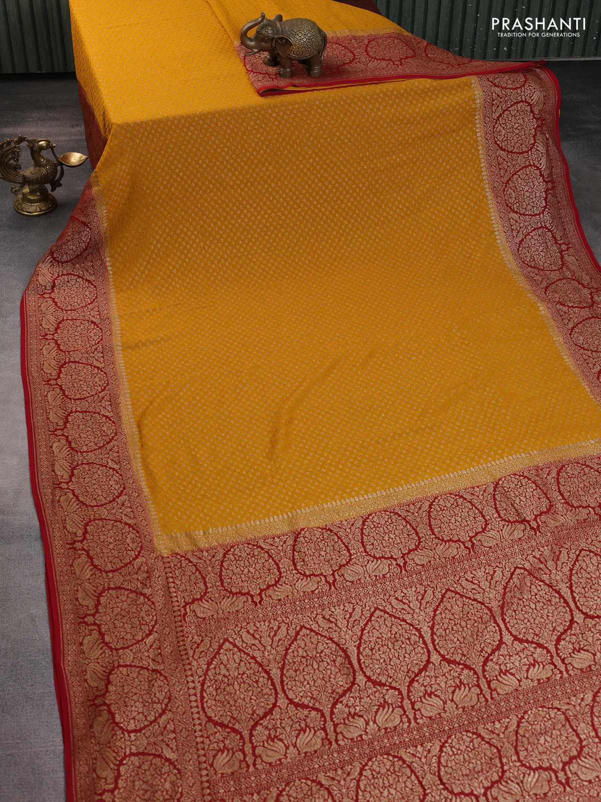 Banarasi georgette saree mango yellow and kumkum red with allover thread & zari woven buttas and woven border - Image 2