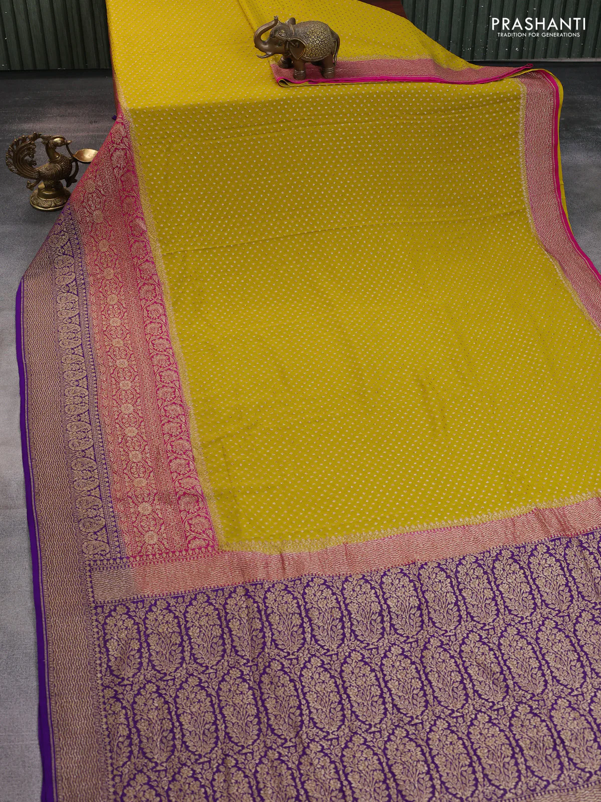 Banarasi georgette saree mustard shade and pink violet with allover thread & zari woven buttas and long woven border - Image 2