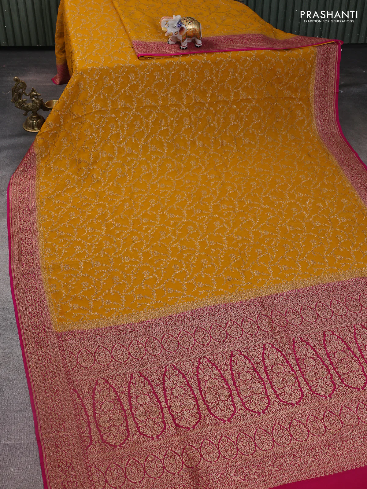 Banarasi georgette saree mustard yellow and pink with allover thread & zari weaves and woven border - Image 2