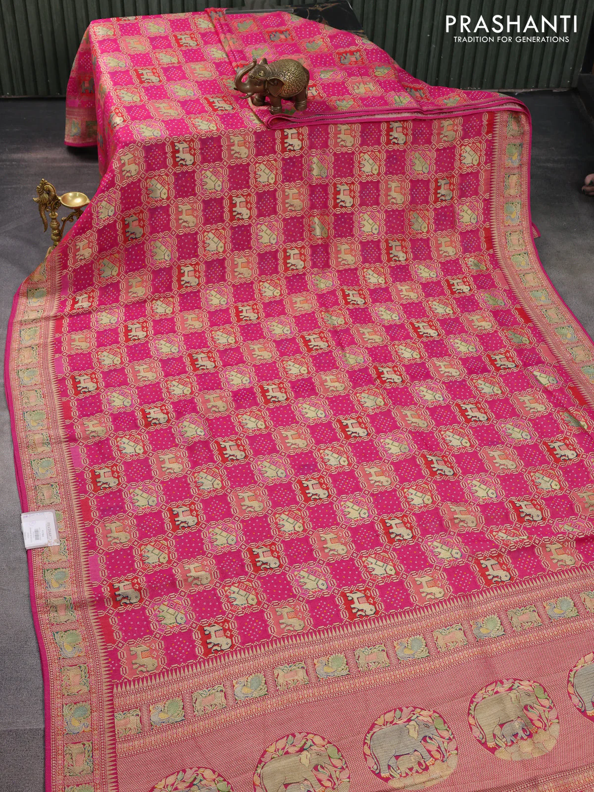 Banarasi georgette saree pink with bandhani prints & mina weaves - Image 2