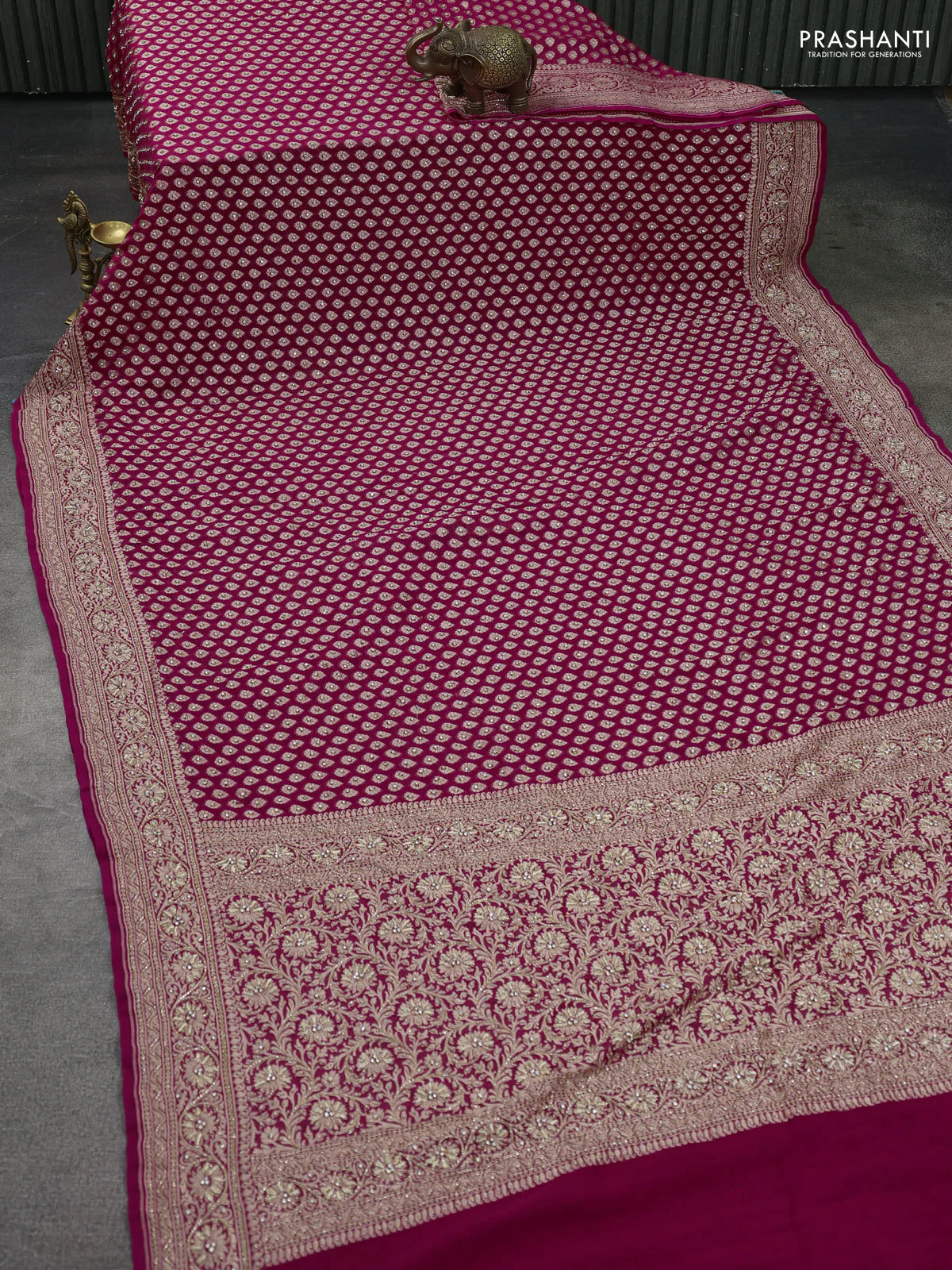 Banarasi georgette saree pink with woven buttas & stone work and zardosi work border - Image 2