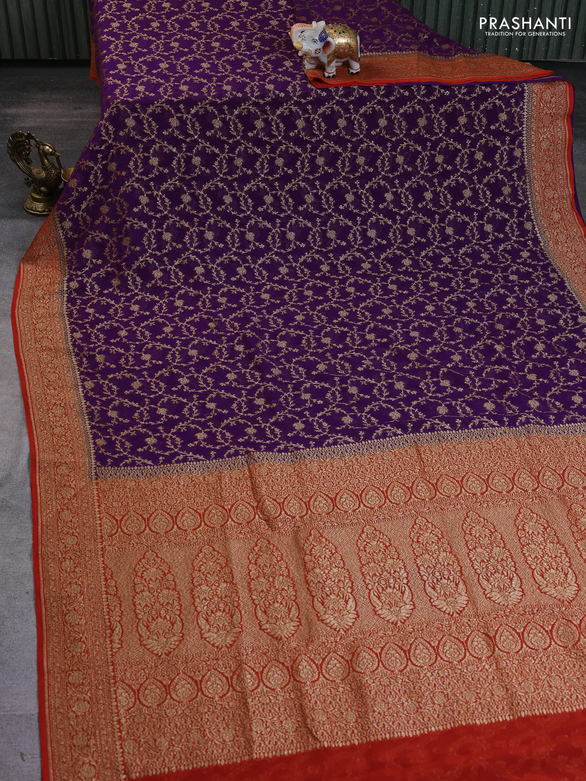 Banarasi georgette saree purple and orange with allover thread & zari weaves and woven border - Image 2