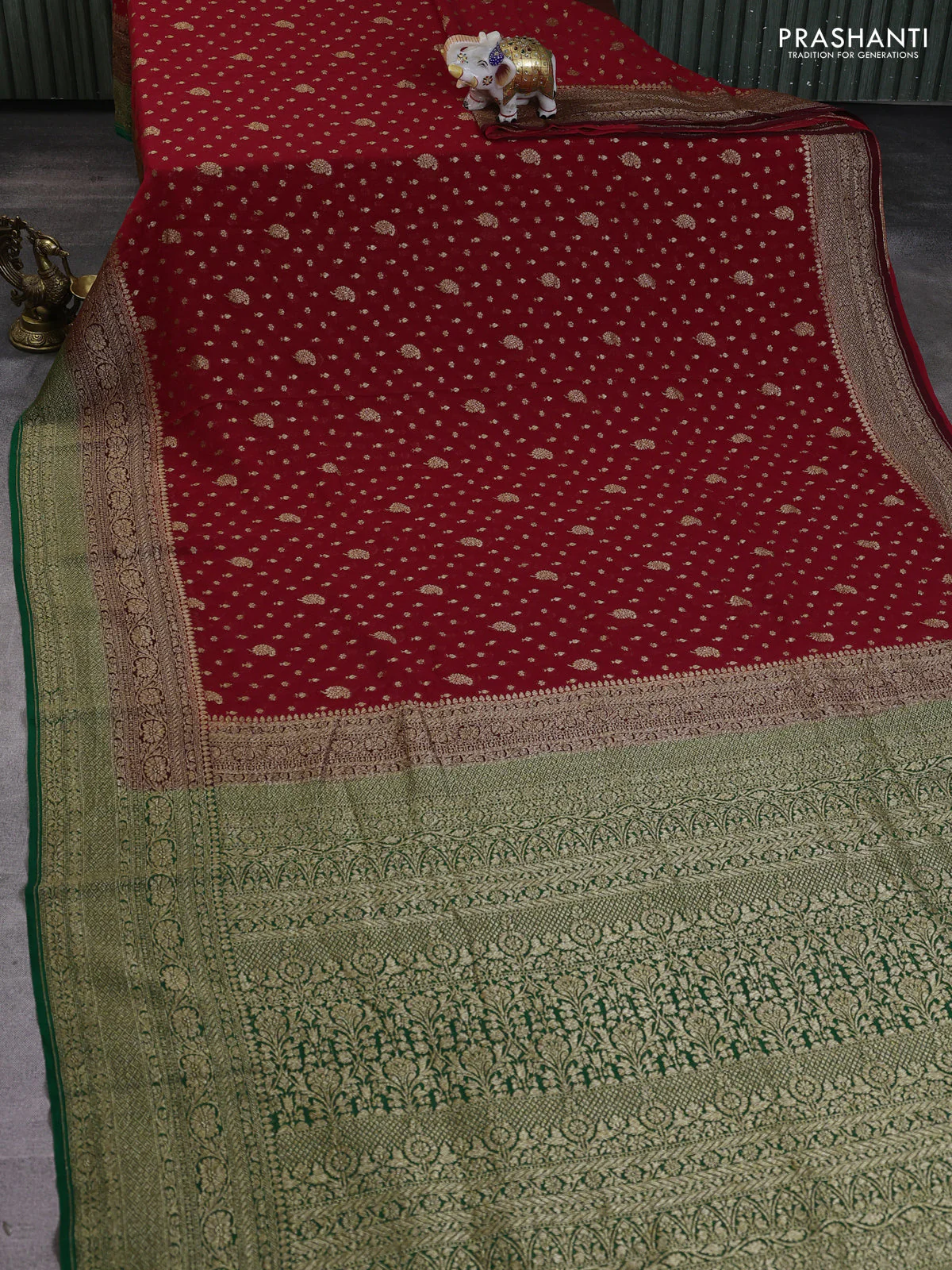 Banarasi georgette saree red and green with allover thread & zari woven buttas and long woven border - Image 2