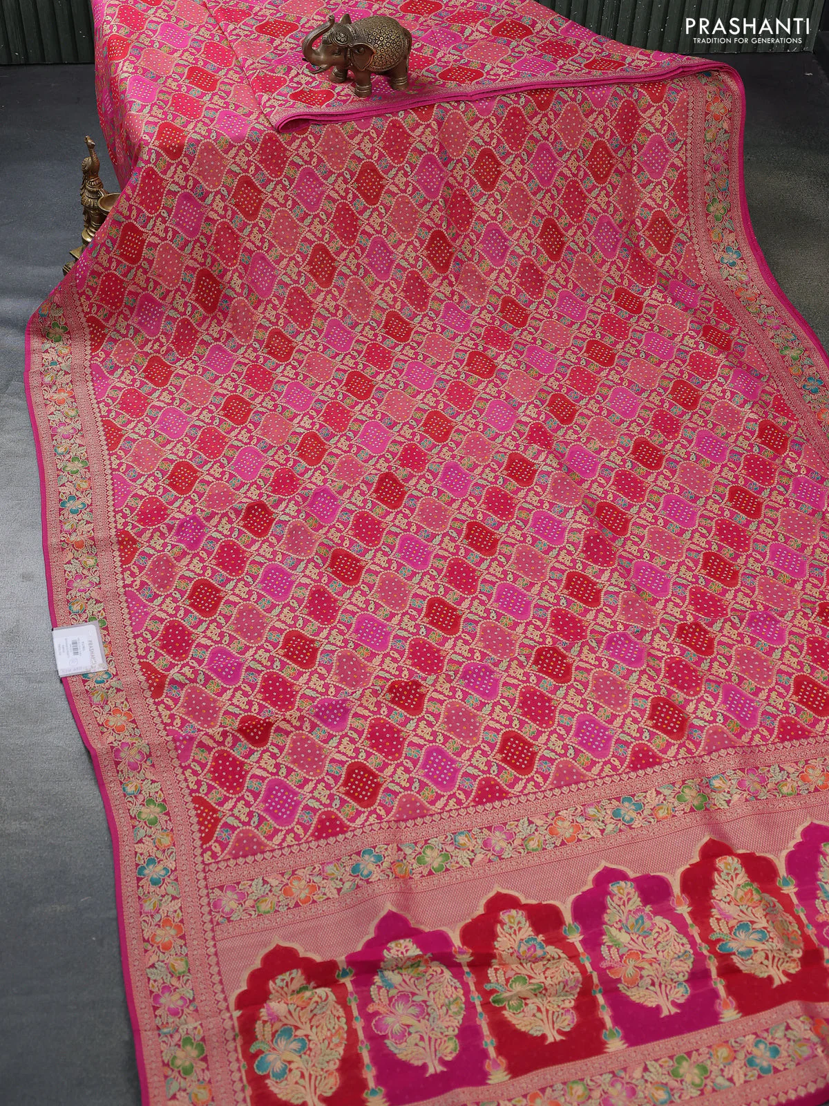 Banarasi georgette saree red and pink with bandhani prints & mina weaves - Image 2