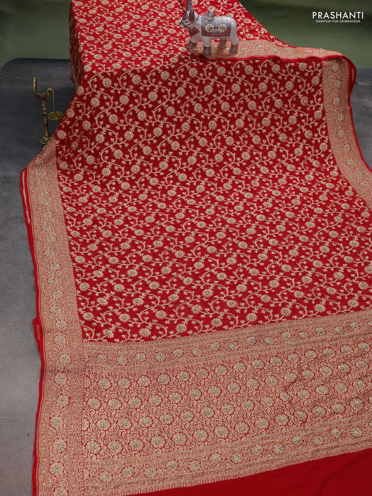 Banarasi georgette saree red with allover jaal weaves & stone work and zardosi work border - Image 2