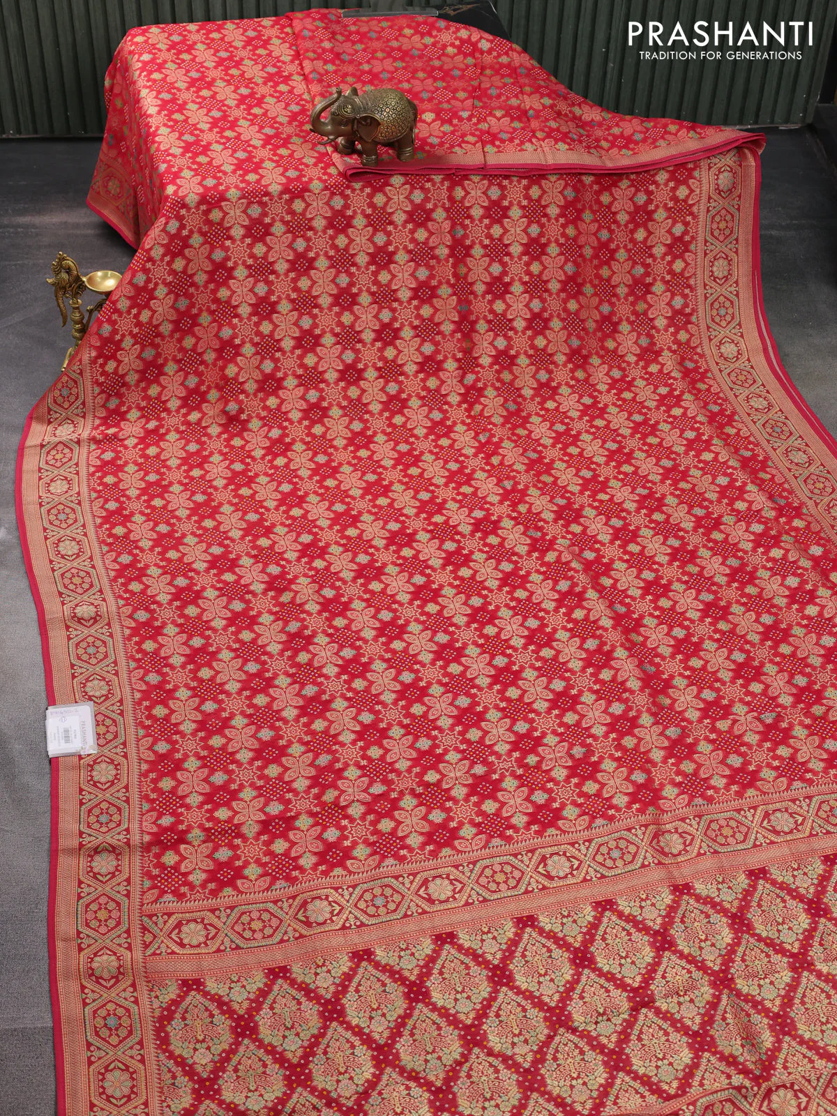 Banarasi georgette saree red with bandhani prints & mina weaves - Image 2
